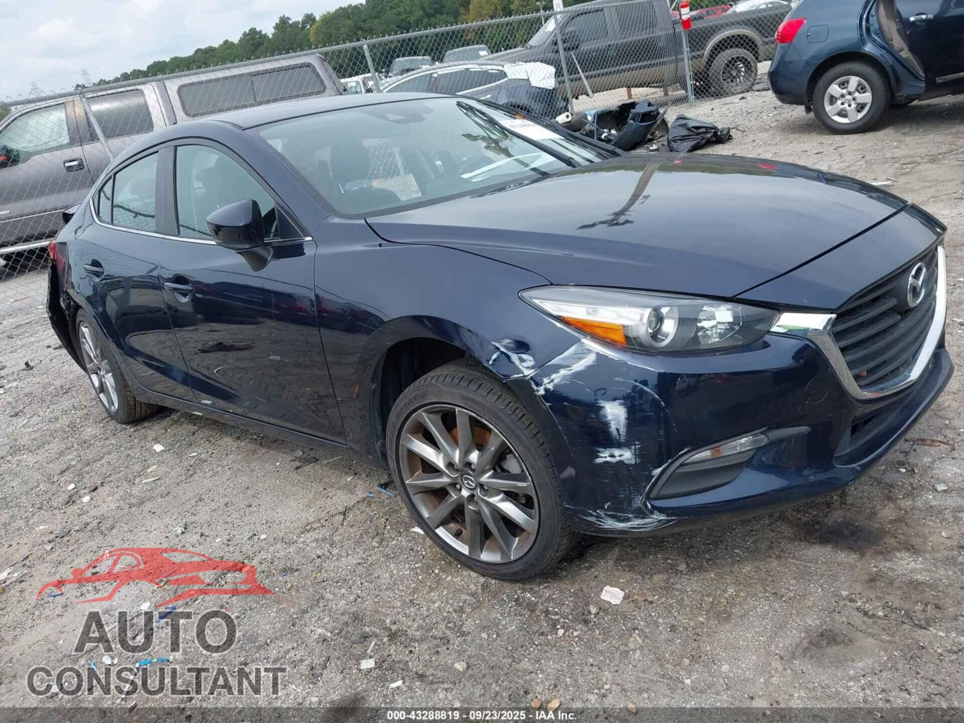 MAZDA MAZDA3 2018 - 3MZBN1V32JM230931