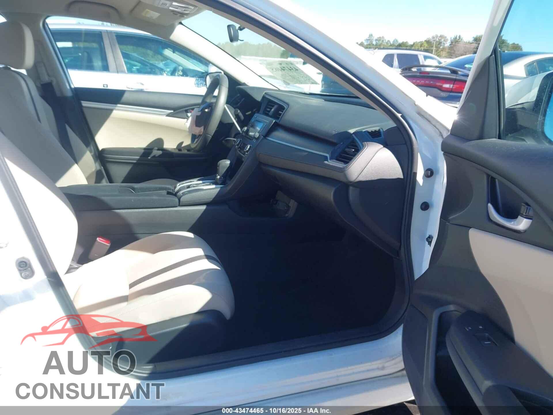 HONDA CIVIC 2017 - 19XFC2F58HE017728
