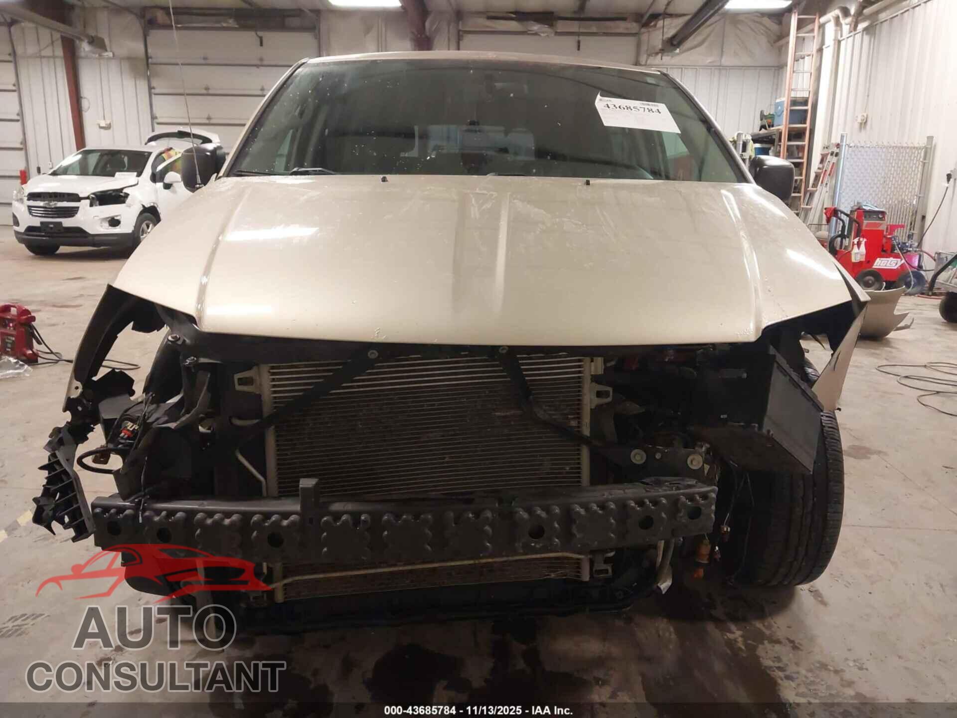 DODGE GRAND CARAVAN 2015 - 2C4RDGBG5FR682967