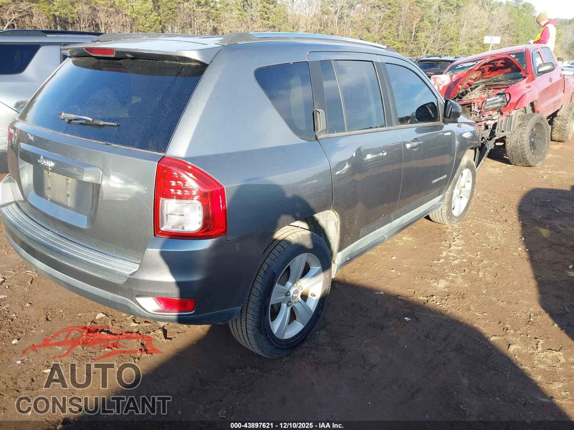 JEEP COMPASS 2011 - 1J4NT1FB8BD267274