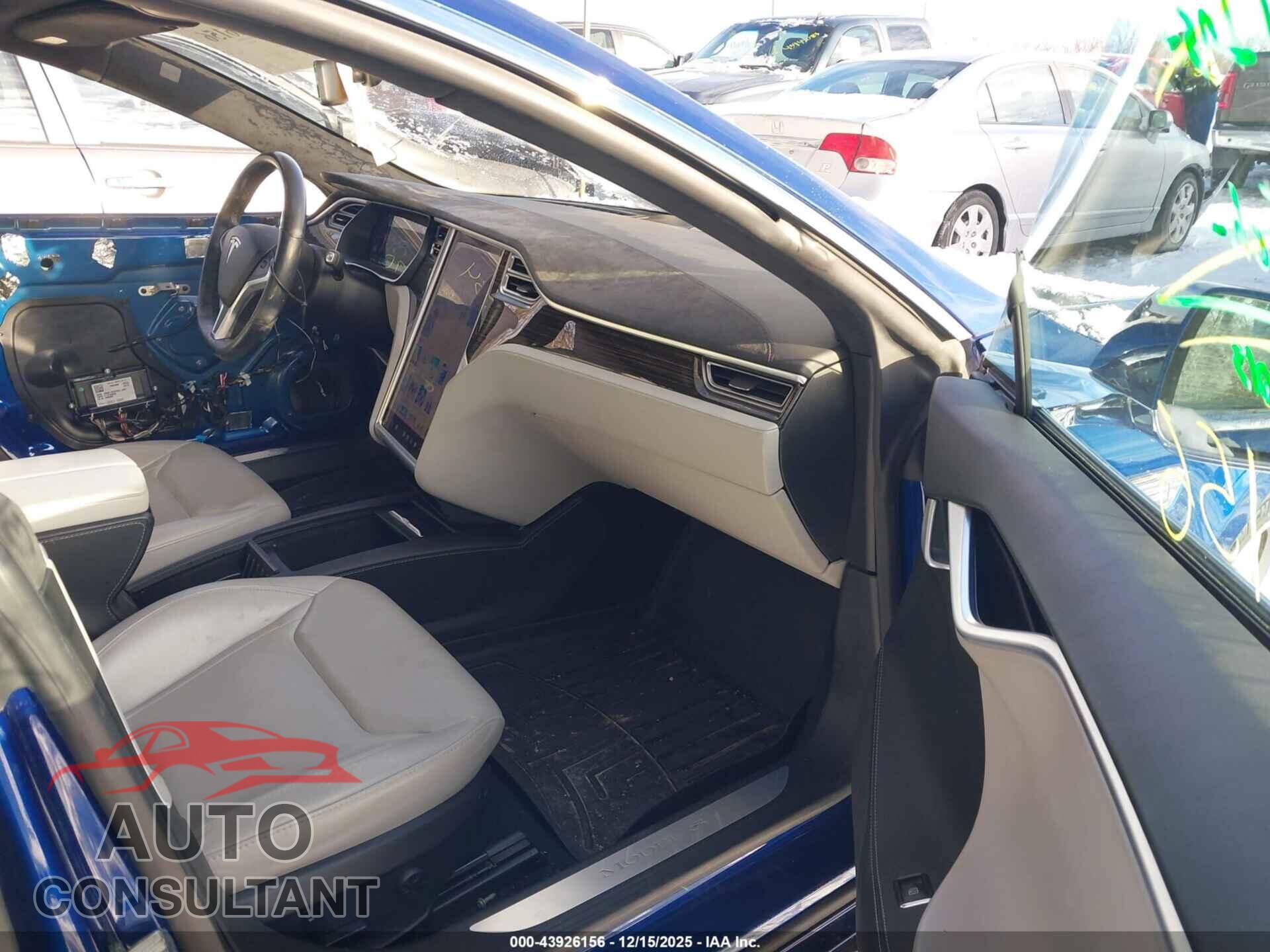 TESLA MODEL S 2016 - 5YJSA1E29GF125130