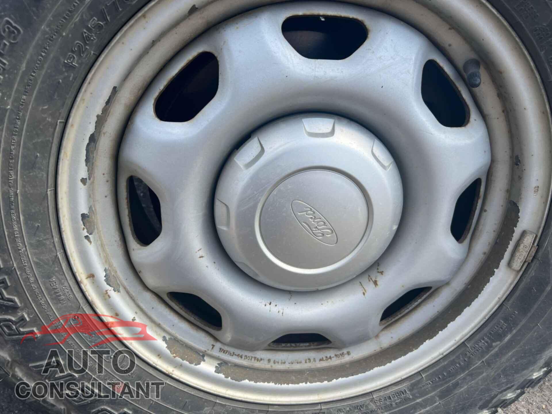 FORD F150 2013 - 1FTMF1CM8DKF99812
