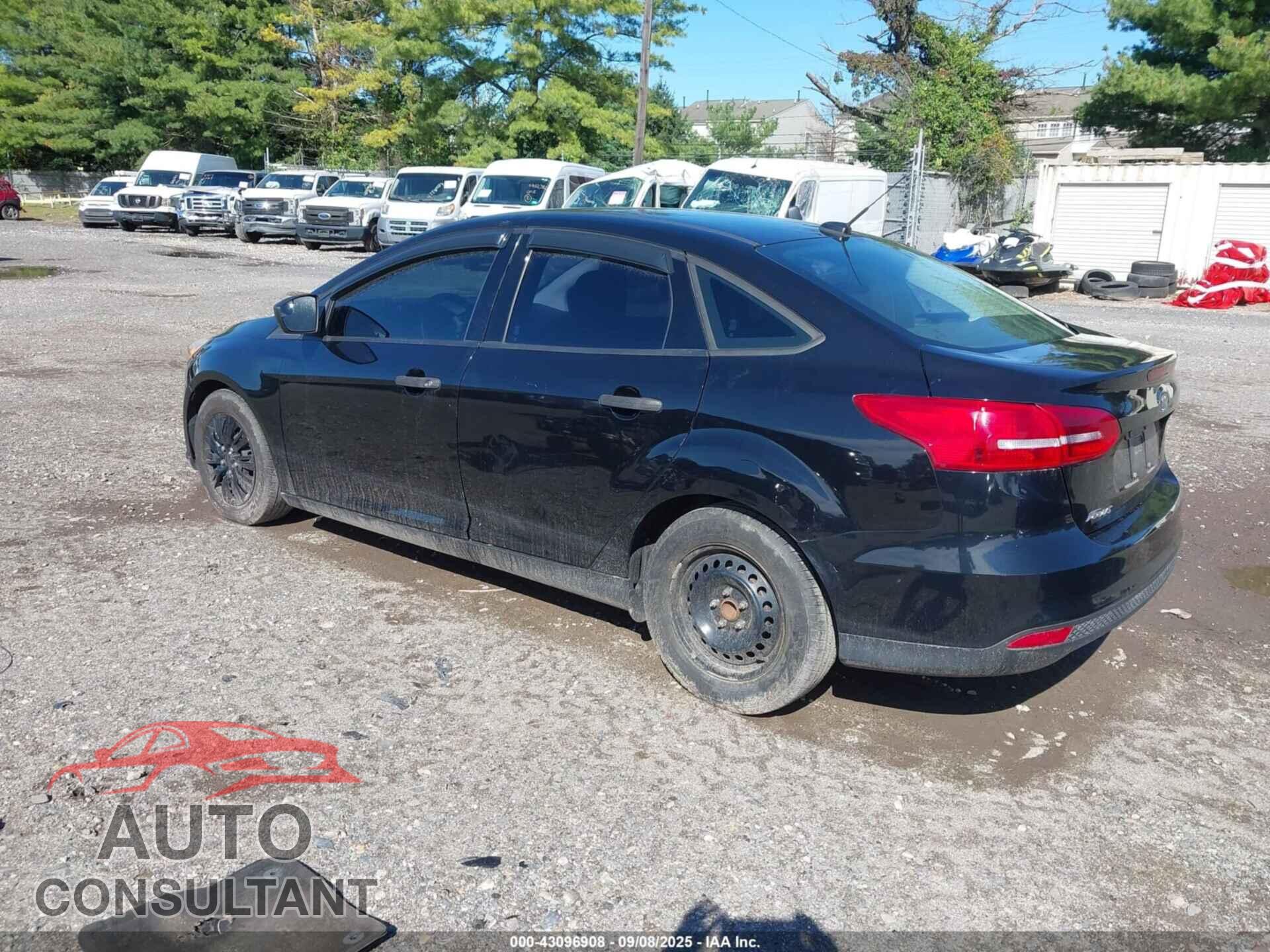 FORD FOCUS 2017 - 1FADP3E20HL334599