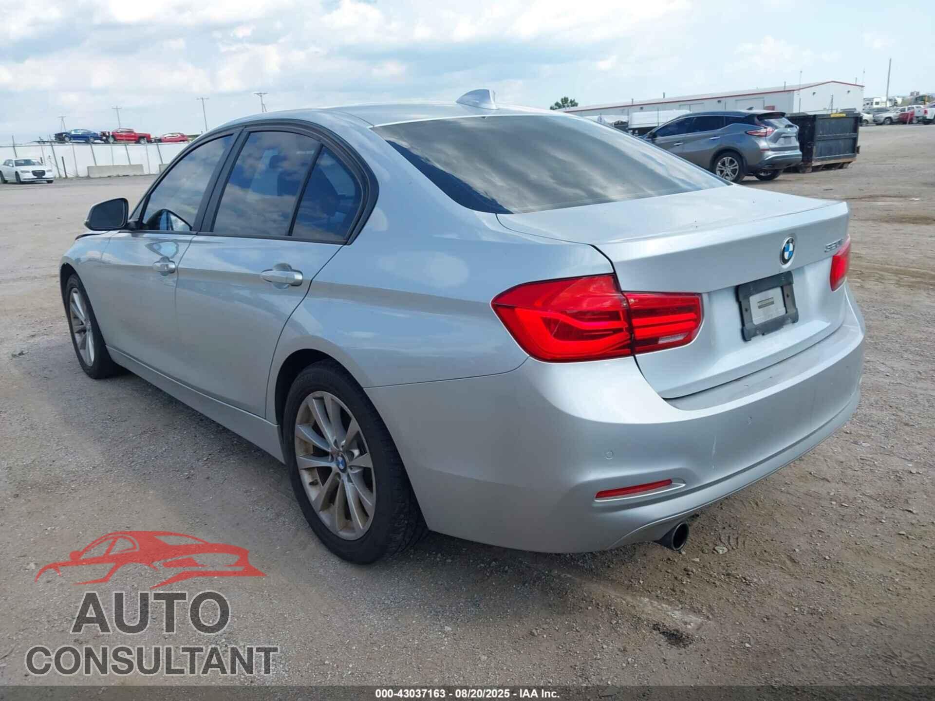 BMW 320I 2017 - WBA8E1G34HNU16865