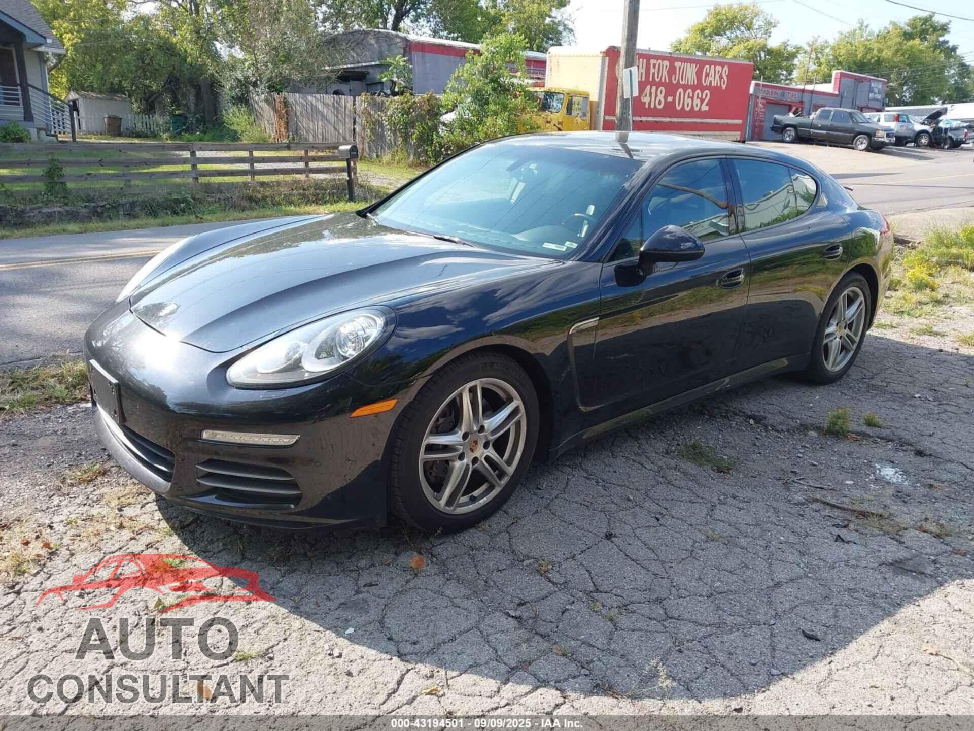 PORSCHE PANAMERA 2015 - WP0AA2A76FL001184