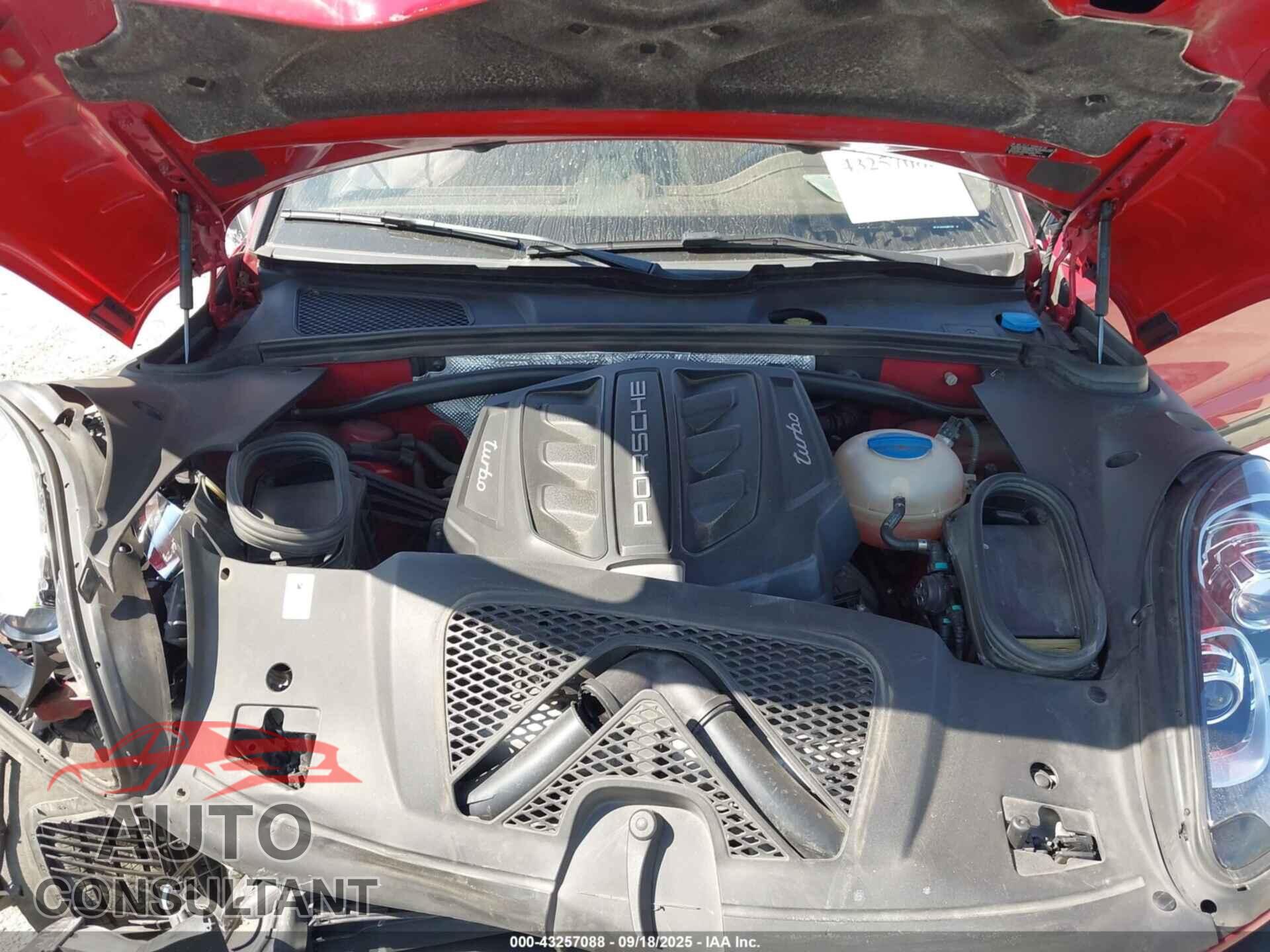 PORSCHE MACAN 2017 - WP1AF2A52HLB61709