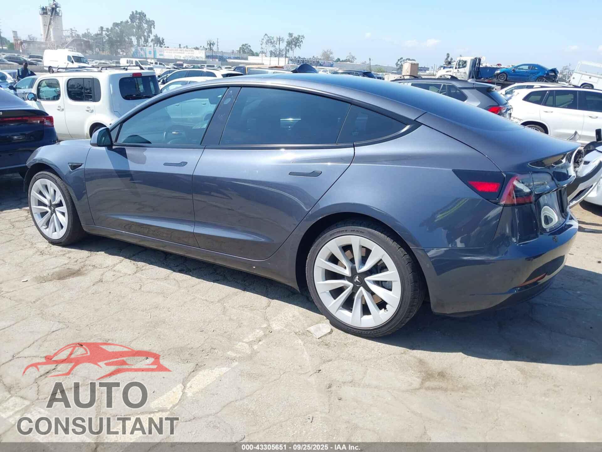 TESLA MODEL 3 2022 - 5YJ3E1EA2NF373541