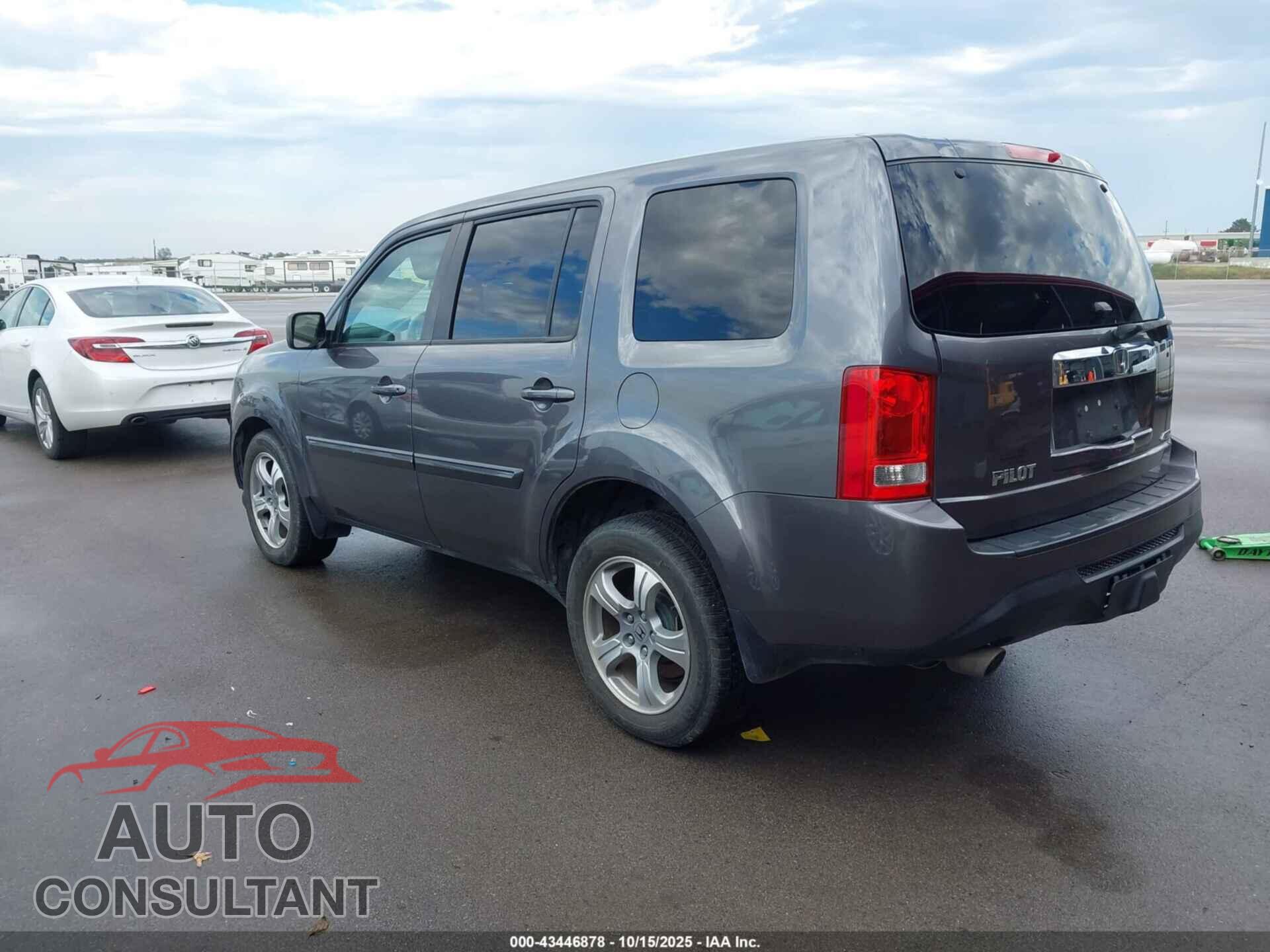 HONDA PILOT 2014 - 5FNYF4H51EB044915
