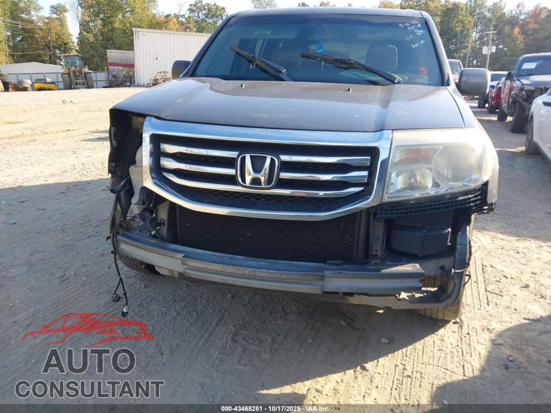 HONDA PILOT 2013 - 5FNYF3H48DB011765