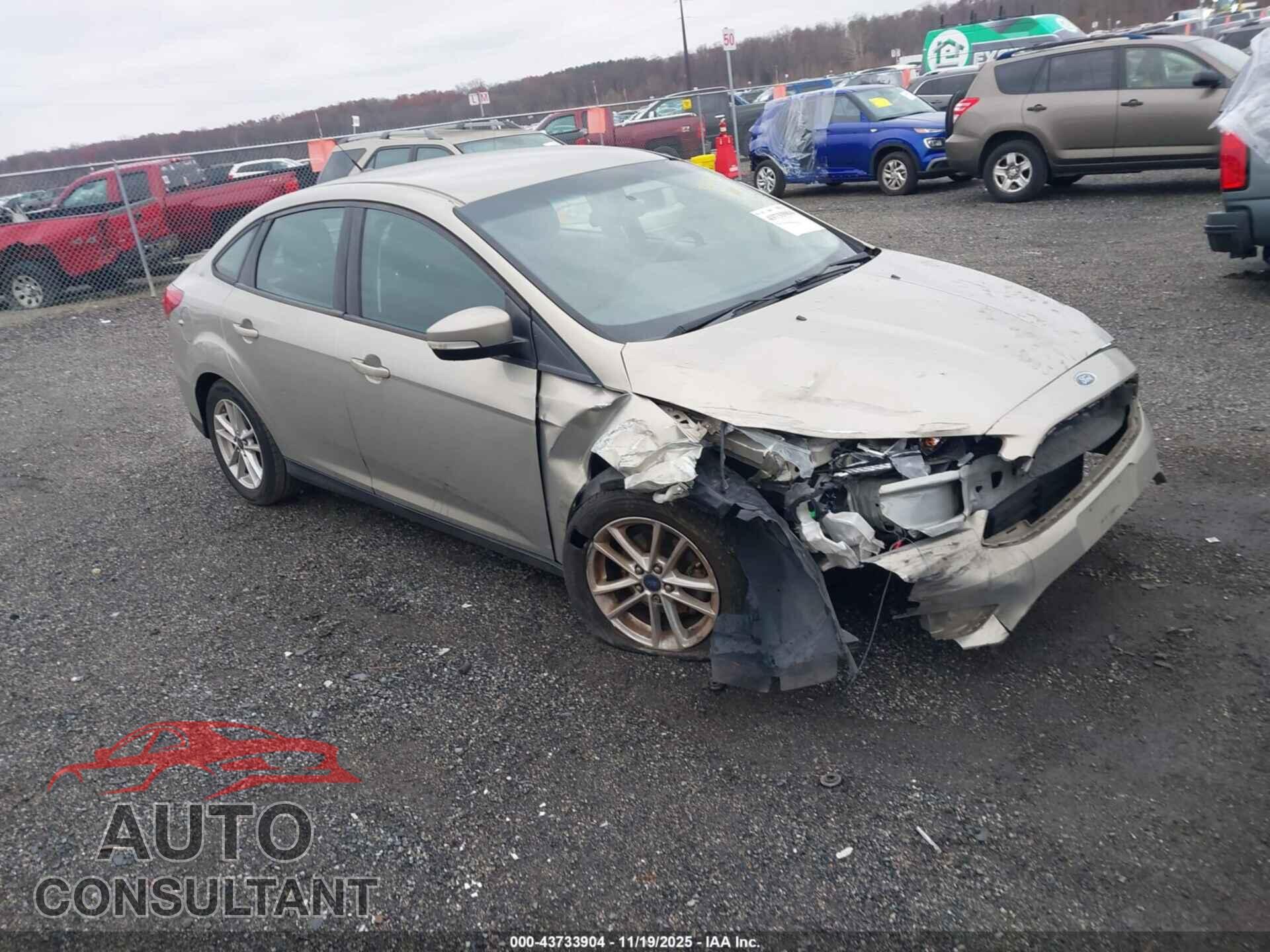 FORD FOCUS 2015 - 1FADP3F28FL382363