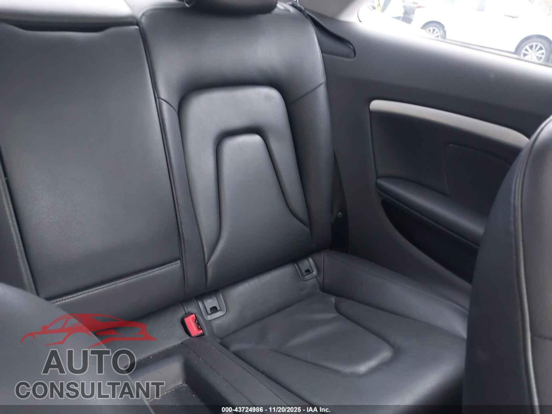 AUDI A5 2012 - WAULFAFR2CA044357