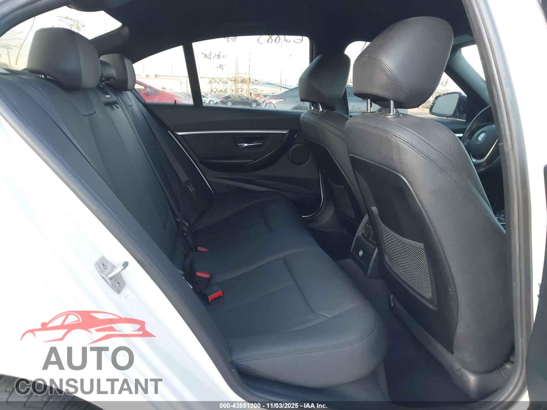 BMW 330E 2017 - WBA8E1C35HA158627