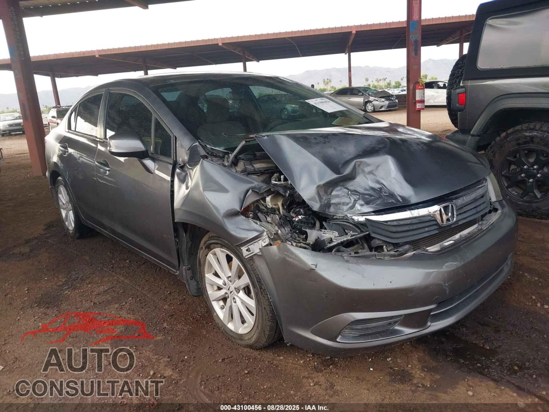 HONDA CIVIC 2012 - 2HGFB2F80CH588321