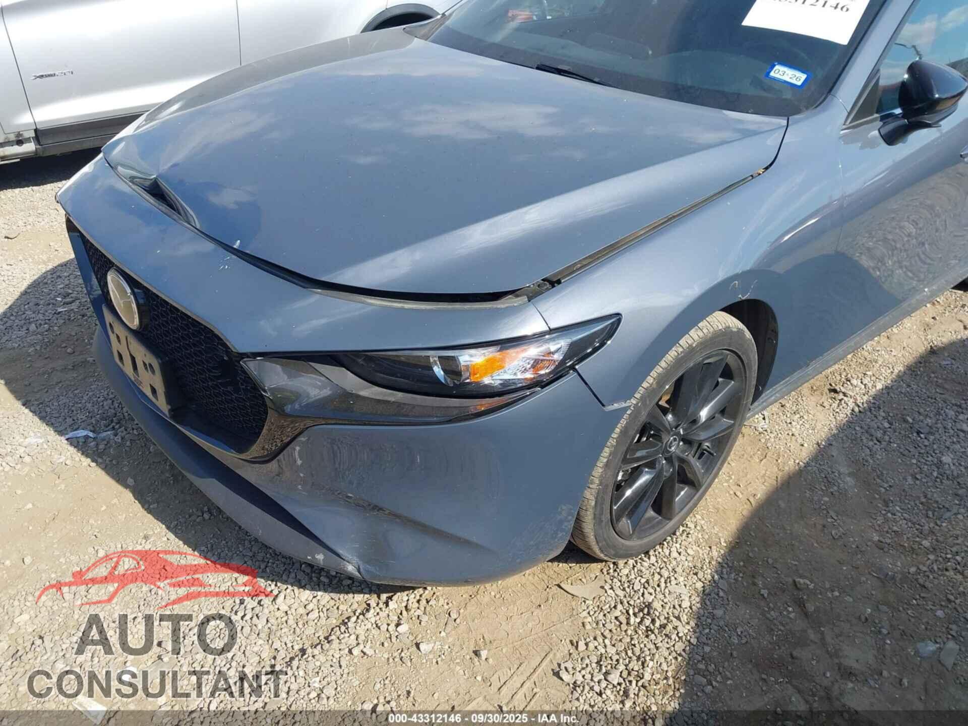 MAZDA MAZDA3 2023 - JM1BPBLM5P1610561