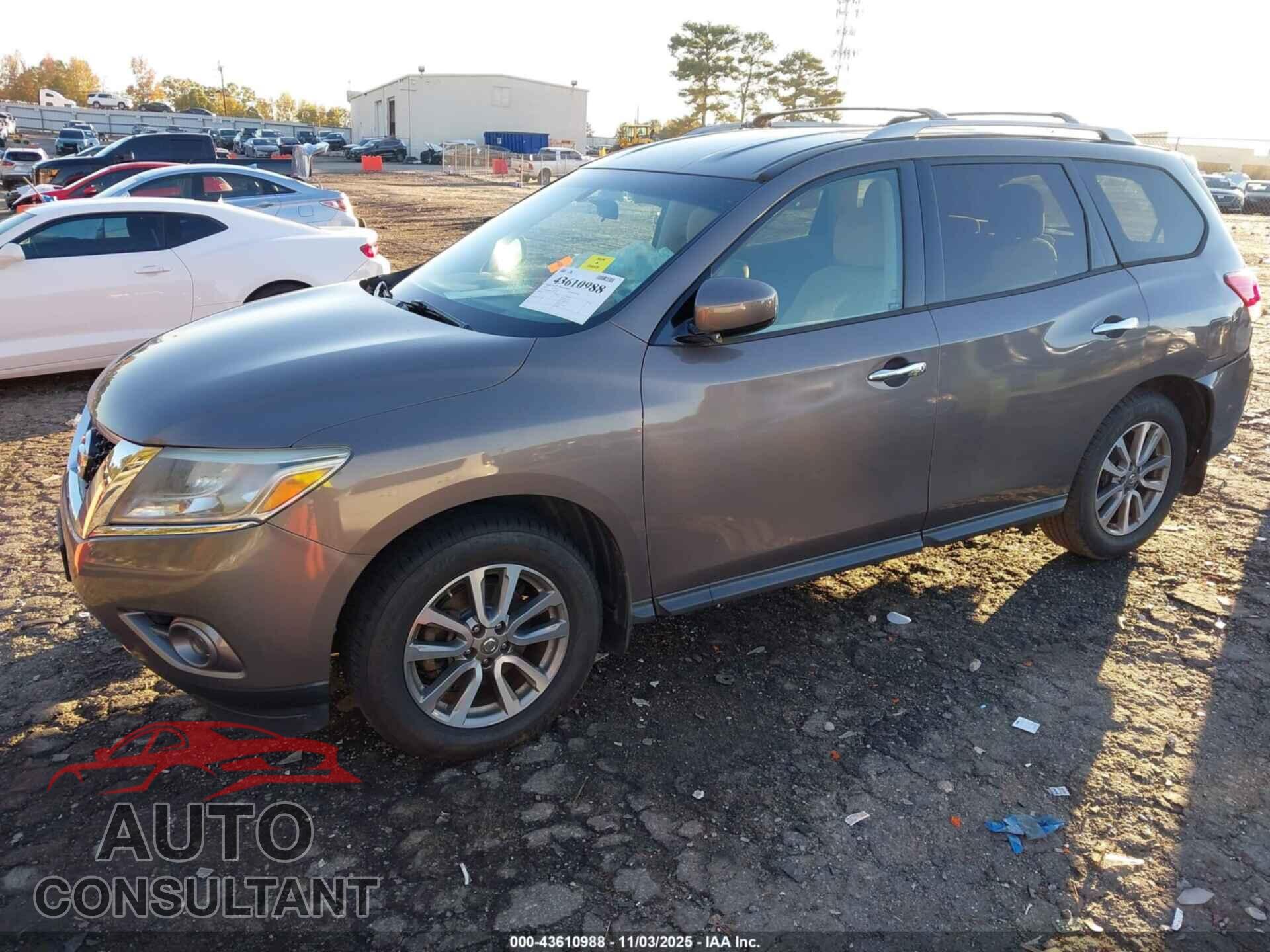 NISSAN PATHFINDER 2013 - 5N1AR2MM2DC618097