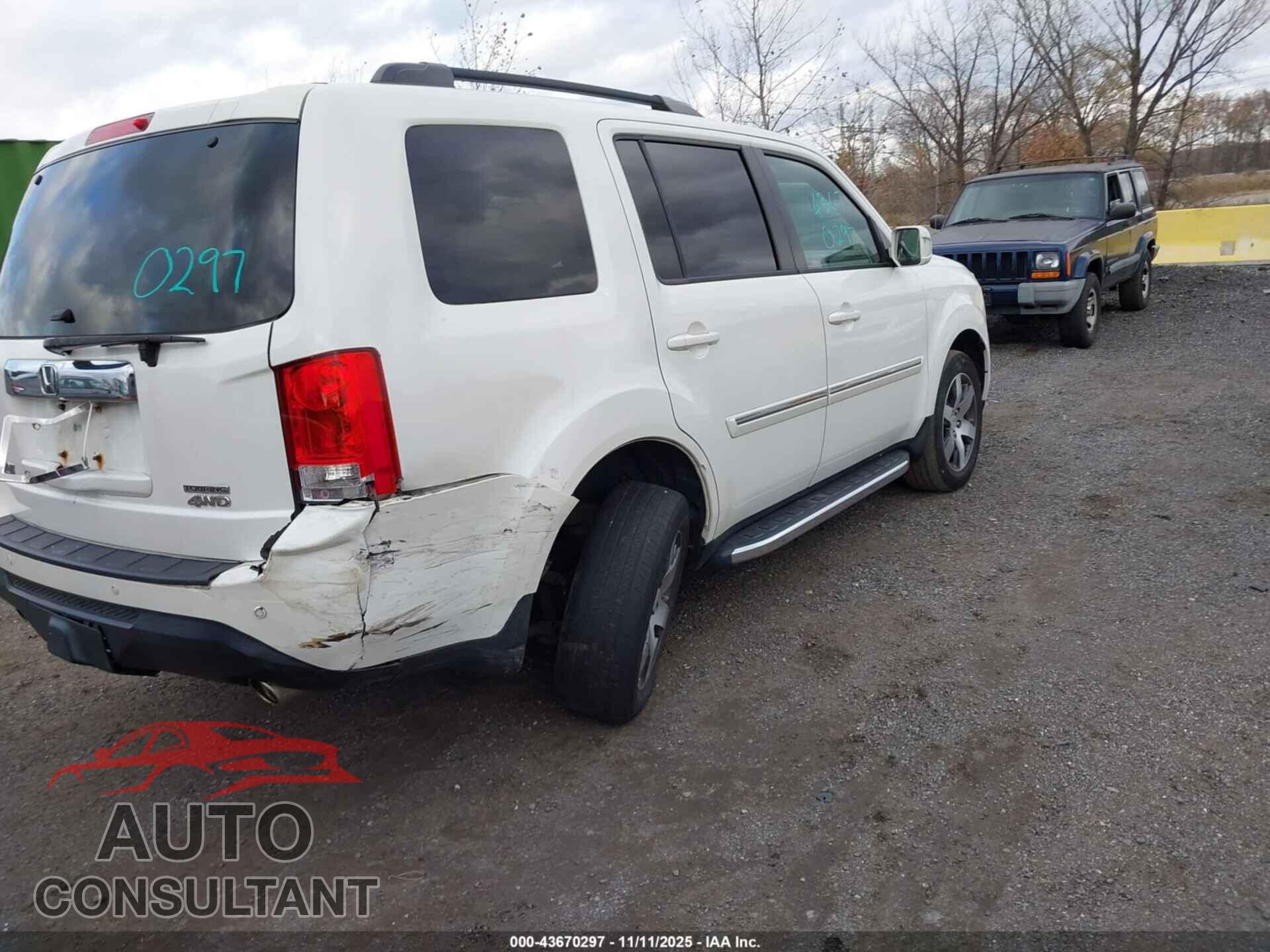 HONDA PILOT 2012 - 5FNYF4H98CB077121