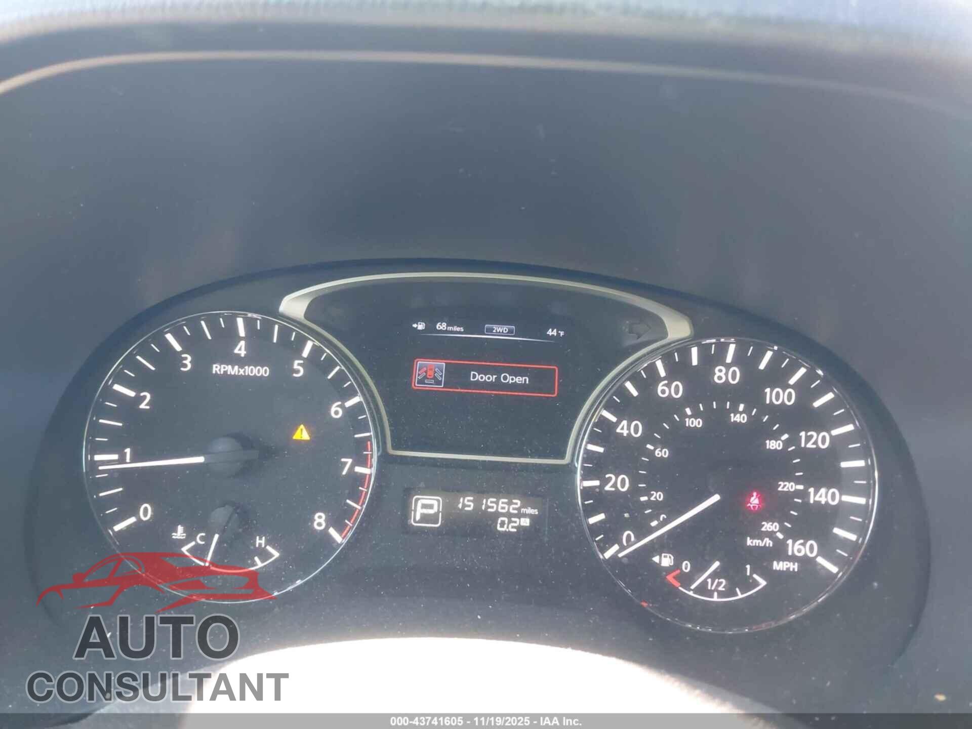 NISSAN PATHFINDER 2013 - 5N1AR2MMXDC610894