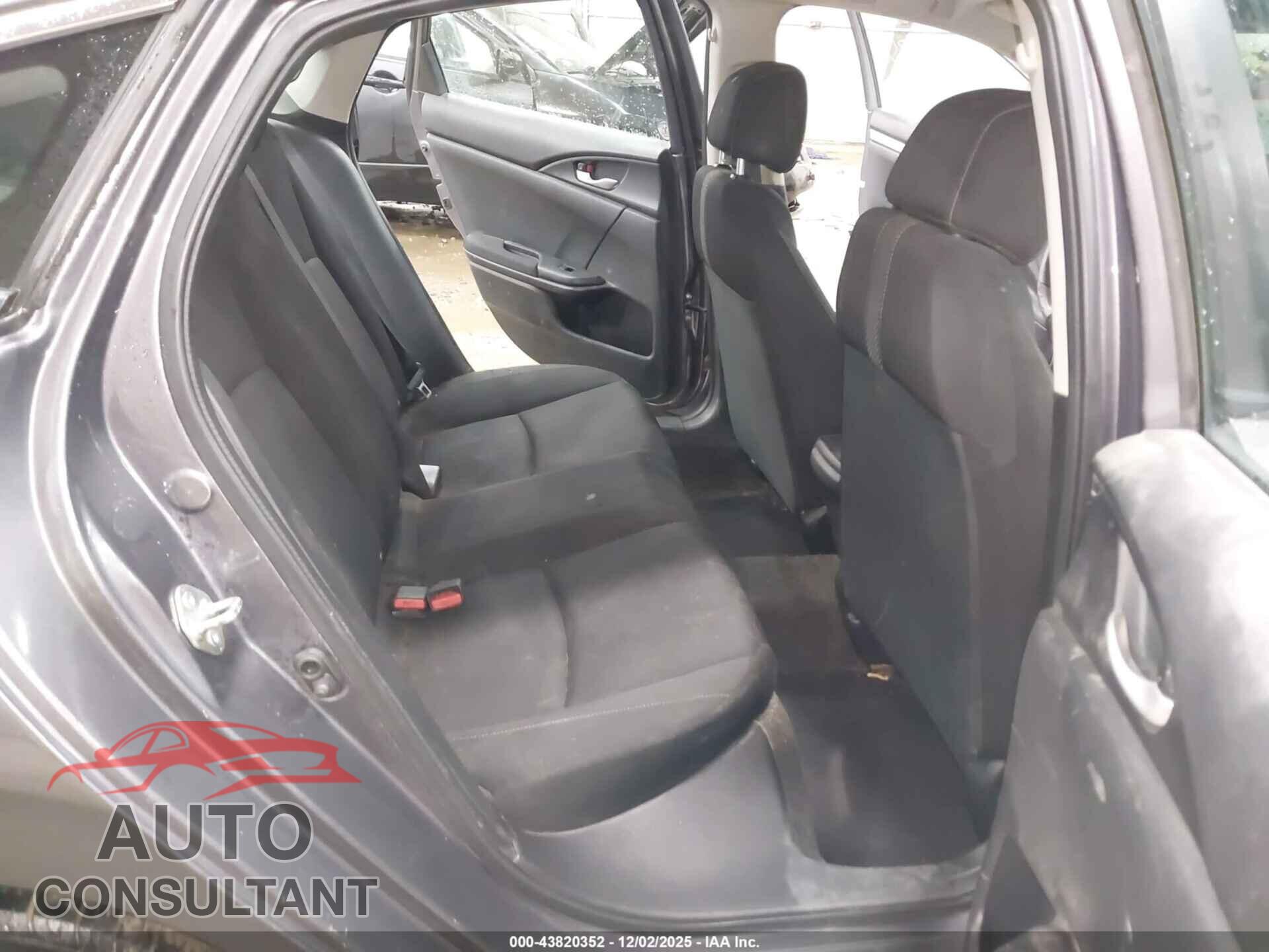 HONDA CIVIC 2018 - 19XFC2E55JE034560