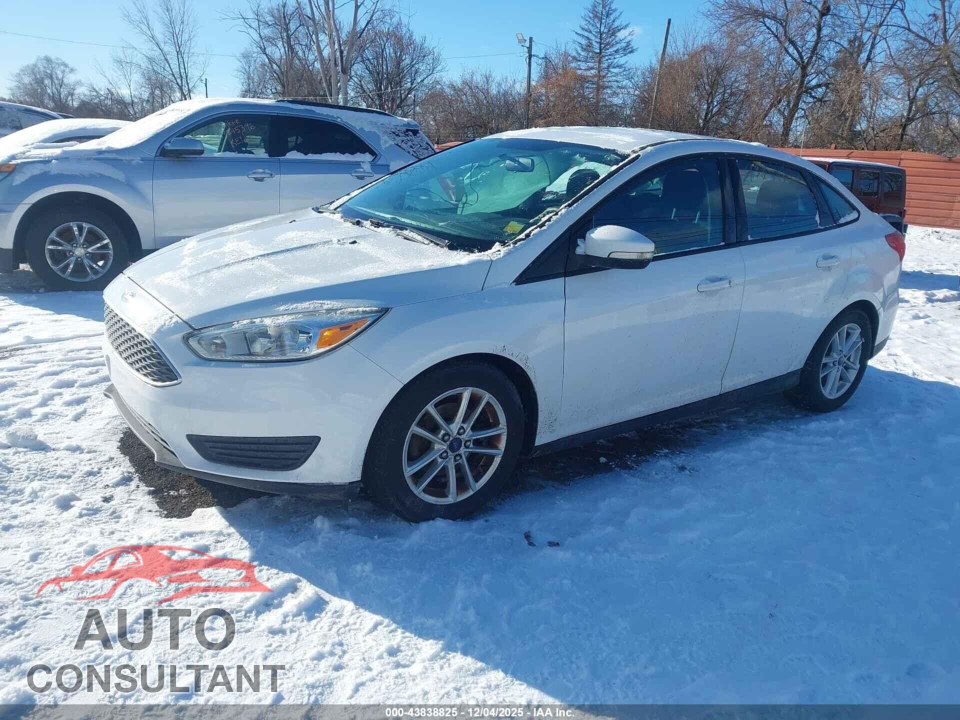 FORD FOCUS 2015 - 1FADP3F24FL347383