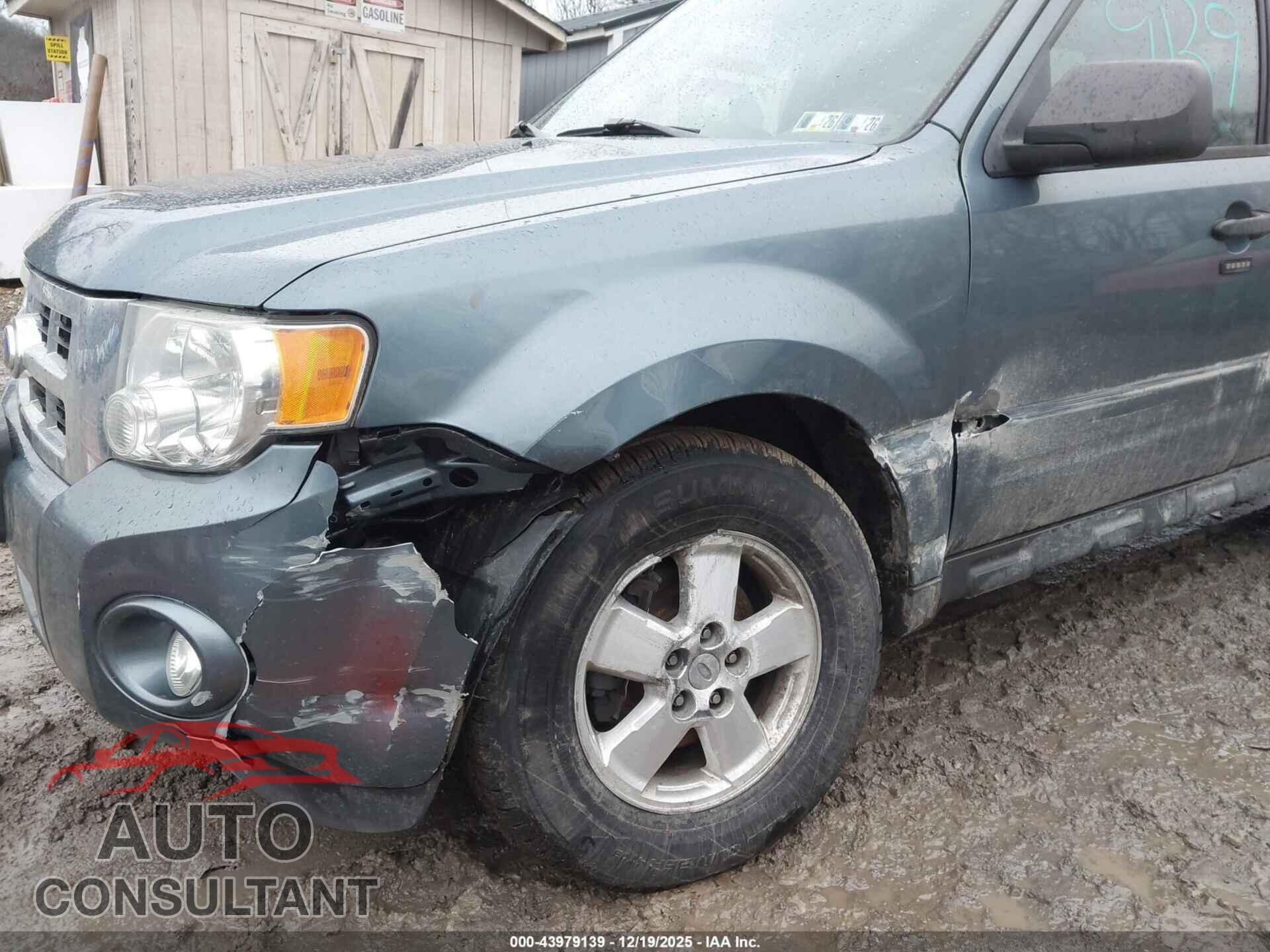 FORD ESCAPE 2011 - 1FMCU0D77BKB96630