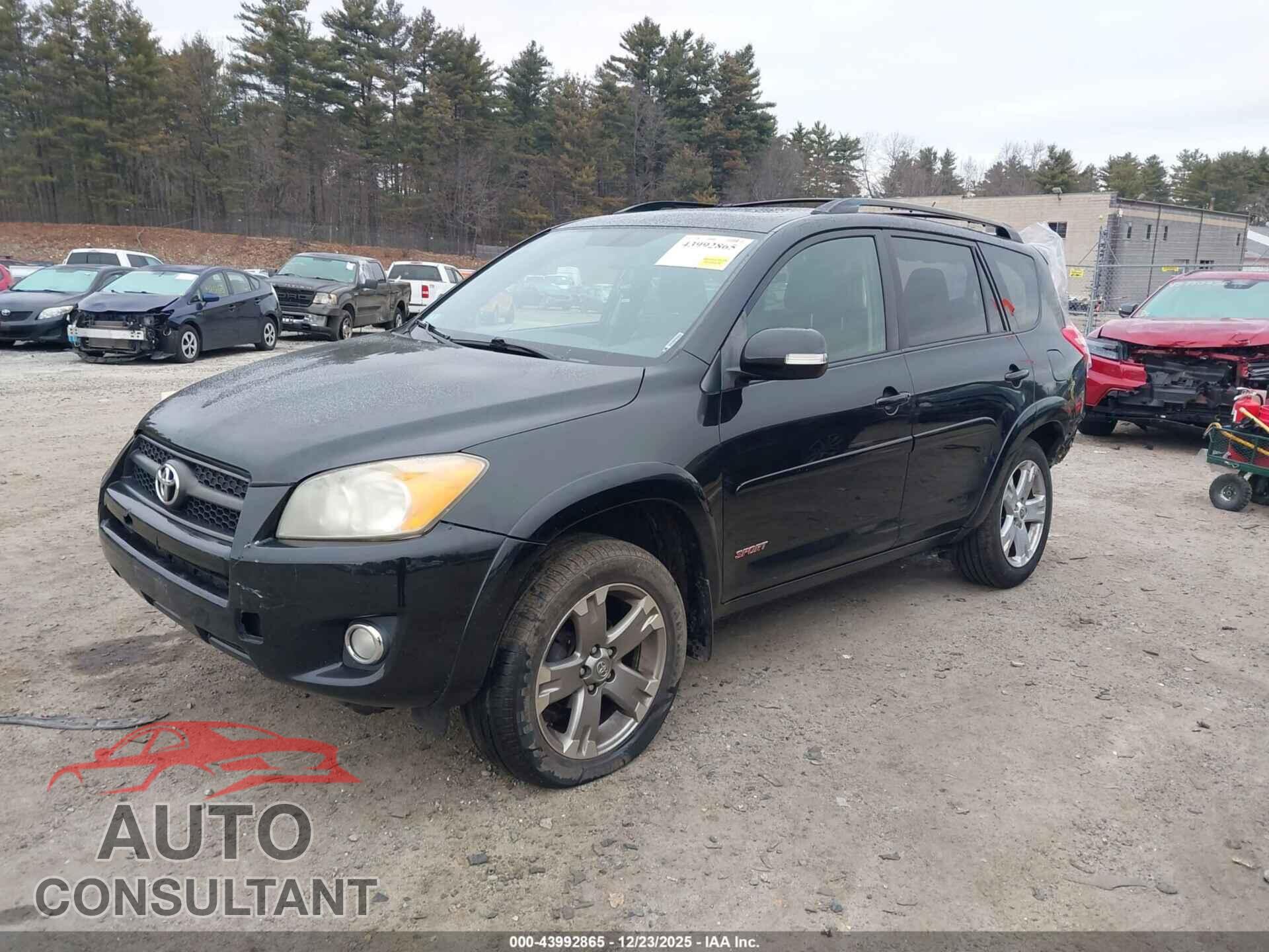 TOYOTA RAV4 2011 - JTMRF4DV5B5047954