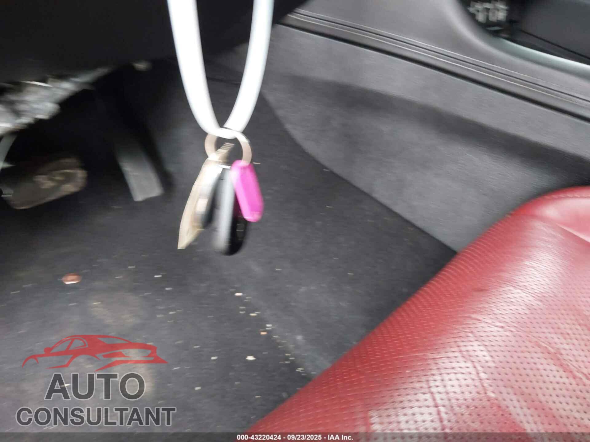 DODGE DURANGO 2022 - 1C4SDJGJ2NC216679