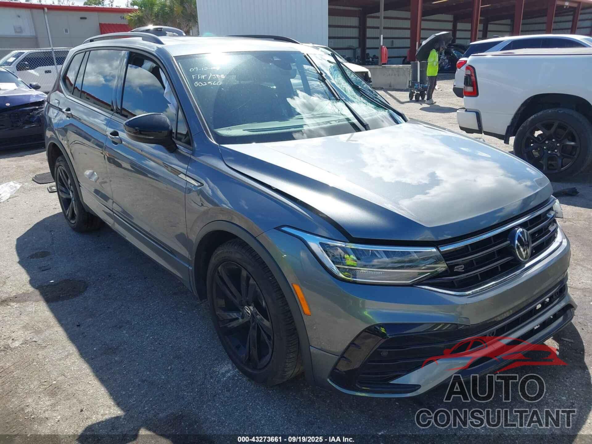 VOLKSWAGEN TIGUAN 2024 - 3VVCB7AX4RM002566