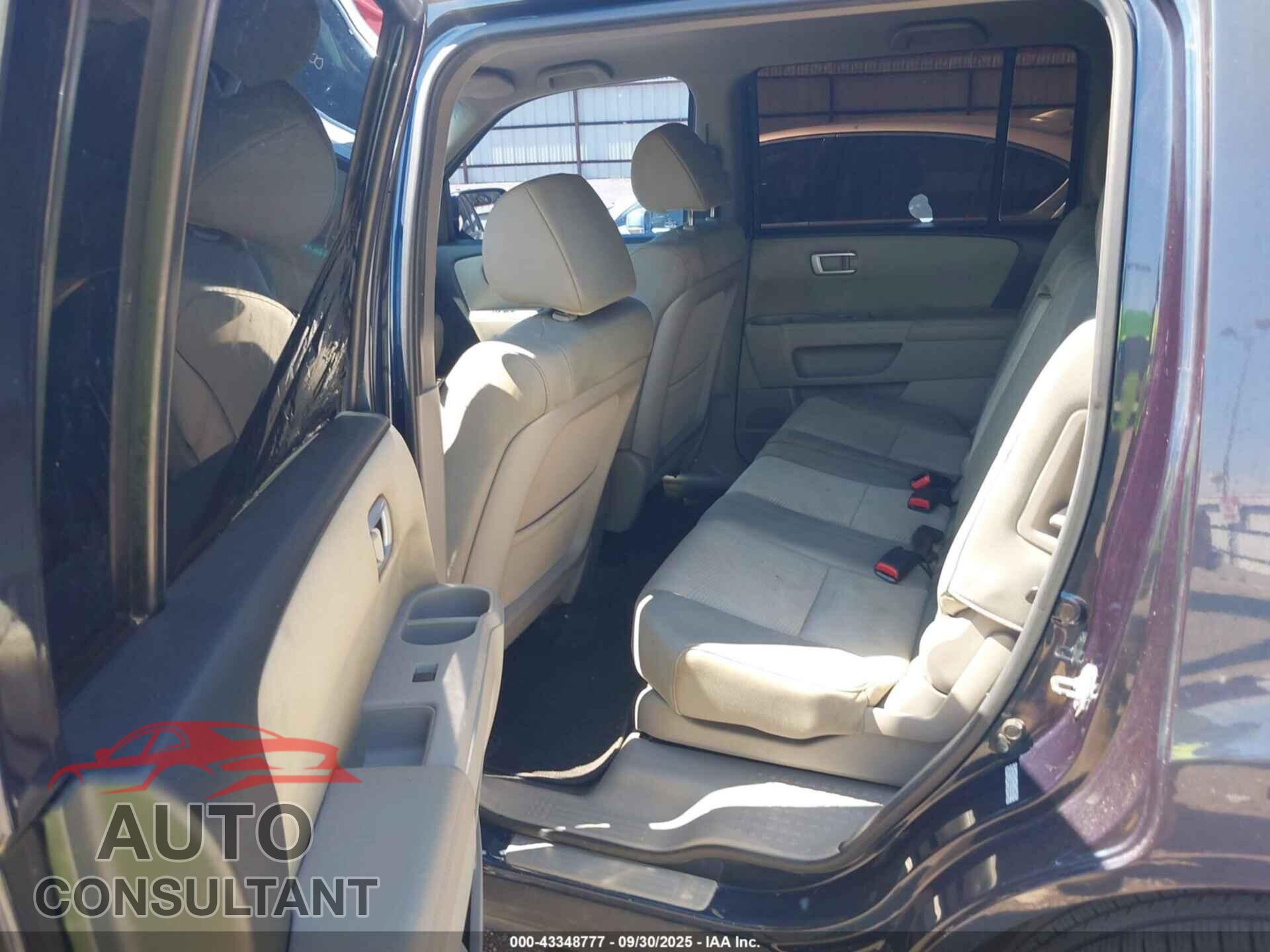 HONDA PILOT 2012 - 5FNYF3H26CB001023