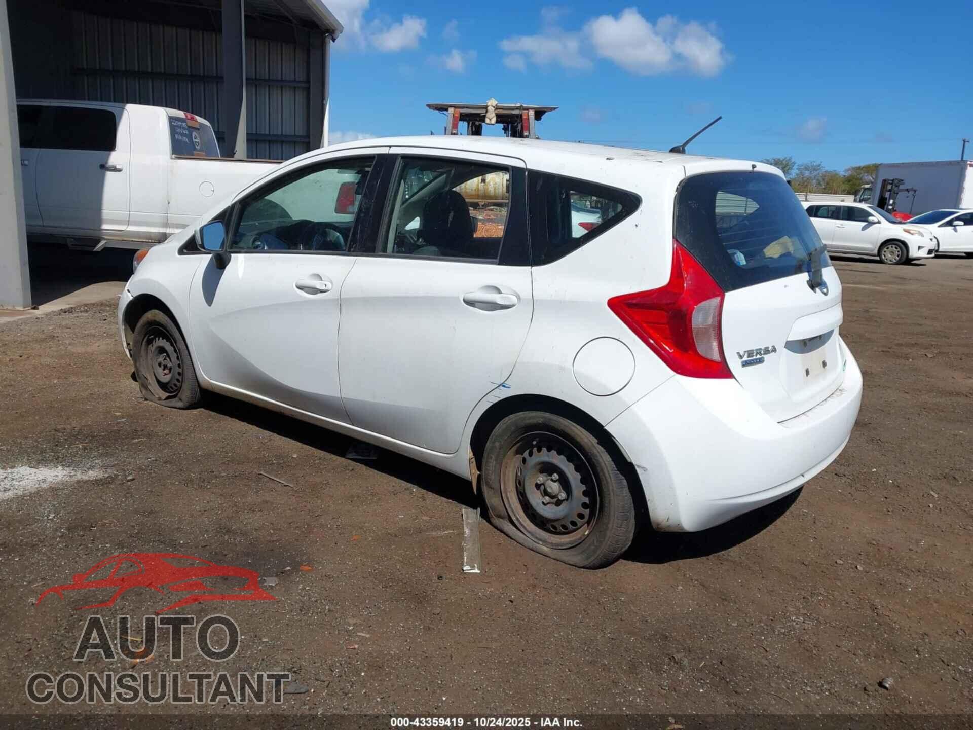 NISSAN VERSA NOTE 2015 - 3N1CE2CP0FL412582
