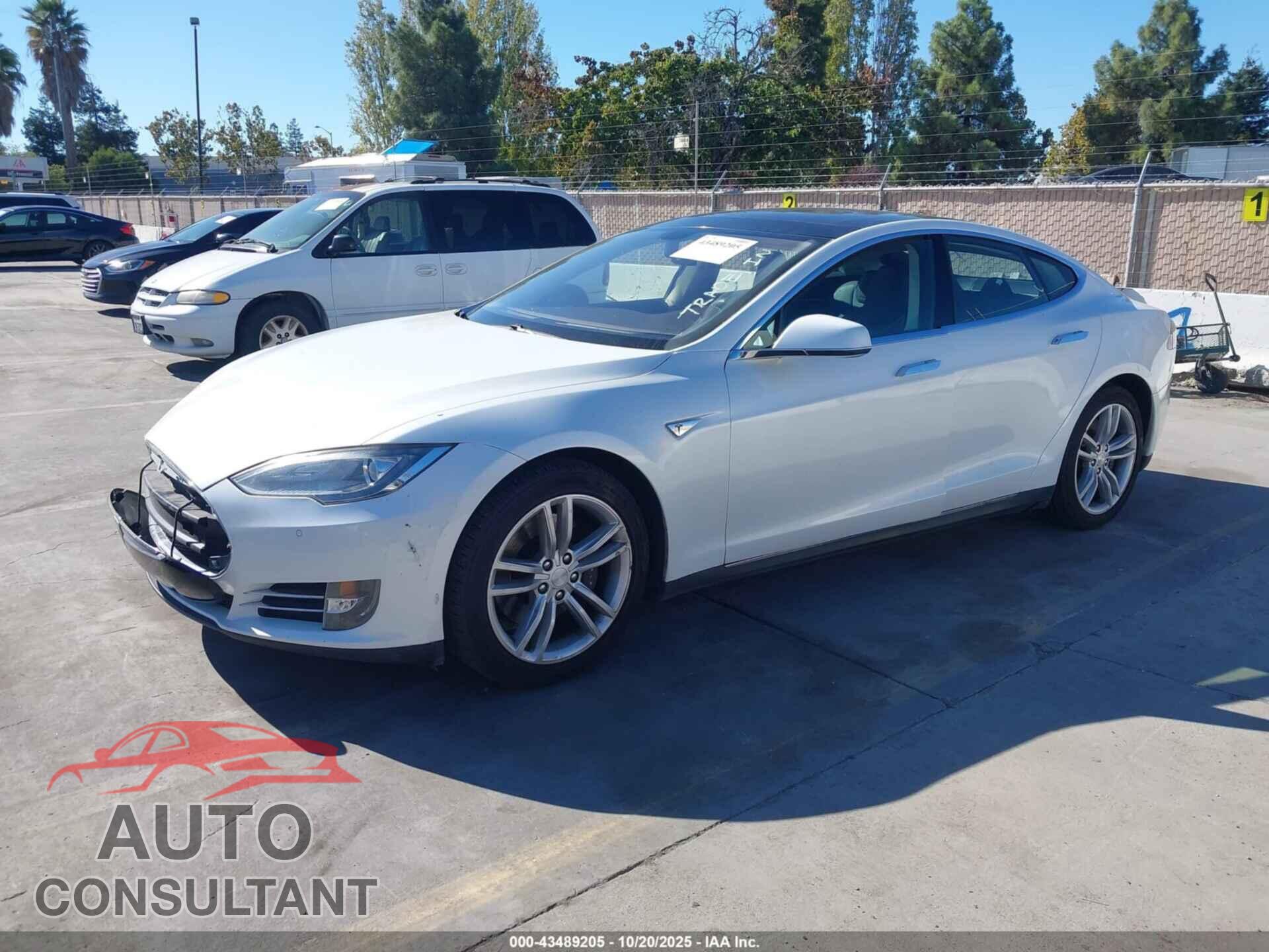 TESLA MODEL S 2013 - 5YJSA1CP8DFP24398