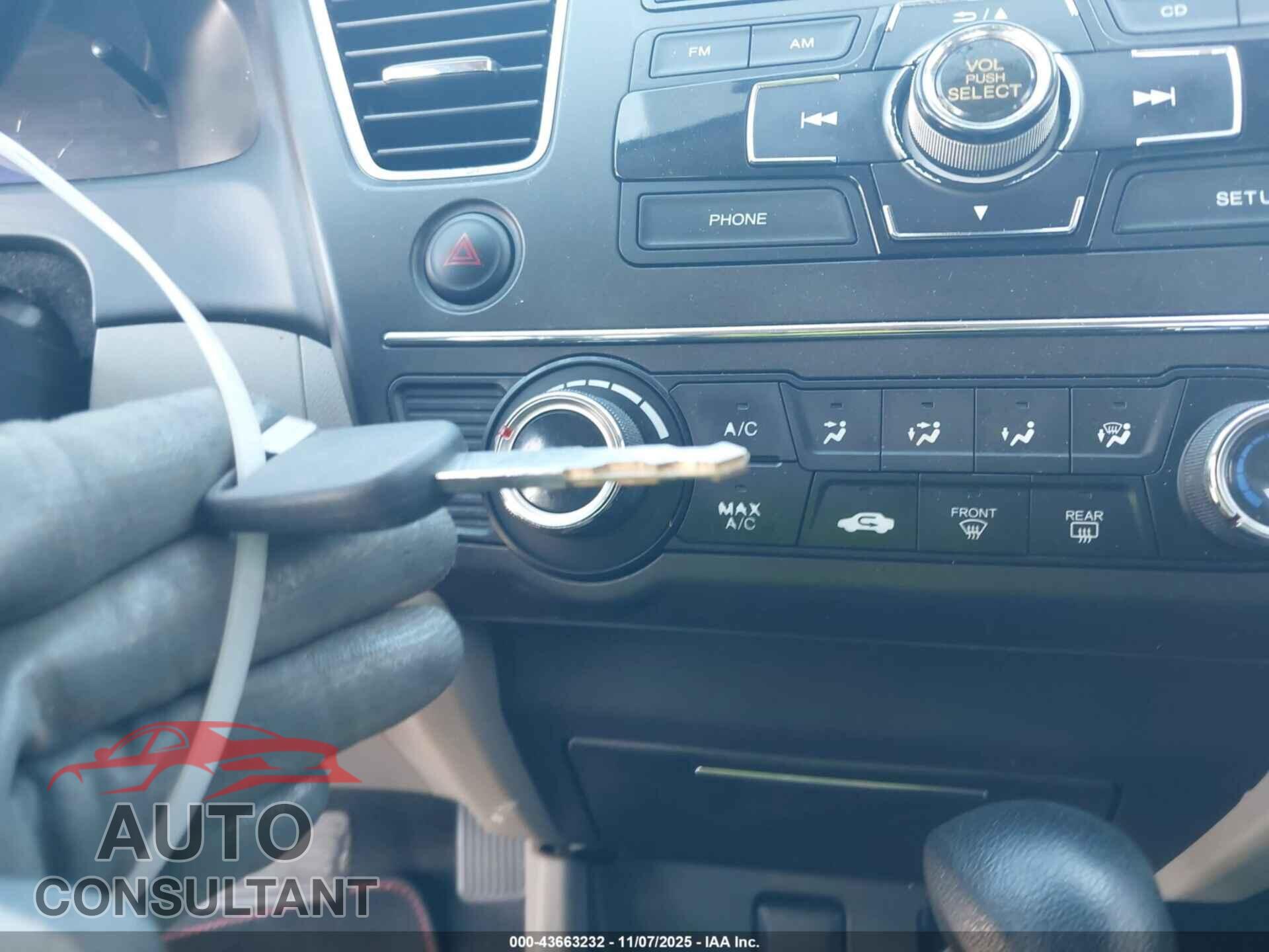 HONDA CIVIC 2015 - 19XFB2F59FE119586