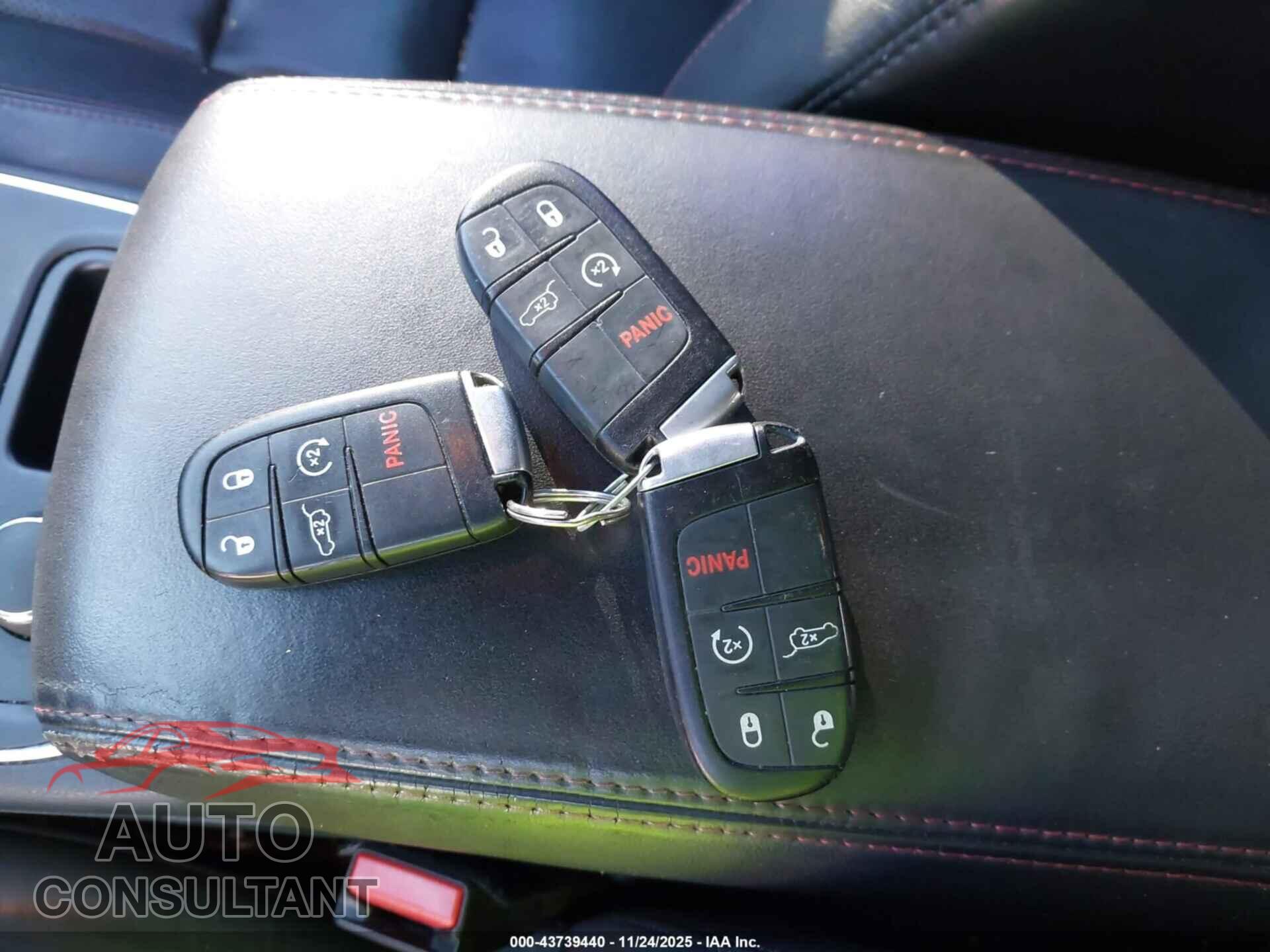 DODGE DURANGO 2015 - 1C4SDJCT2FC888184