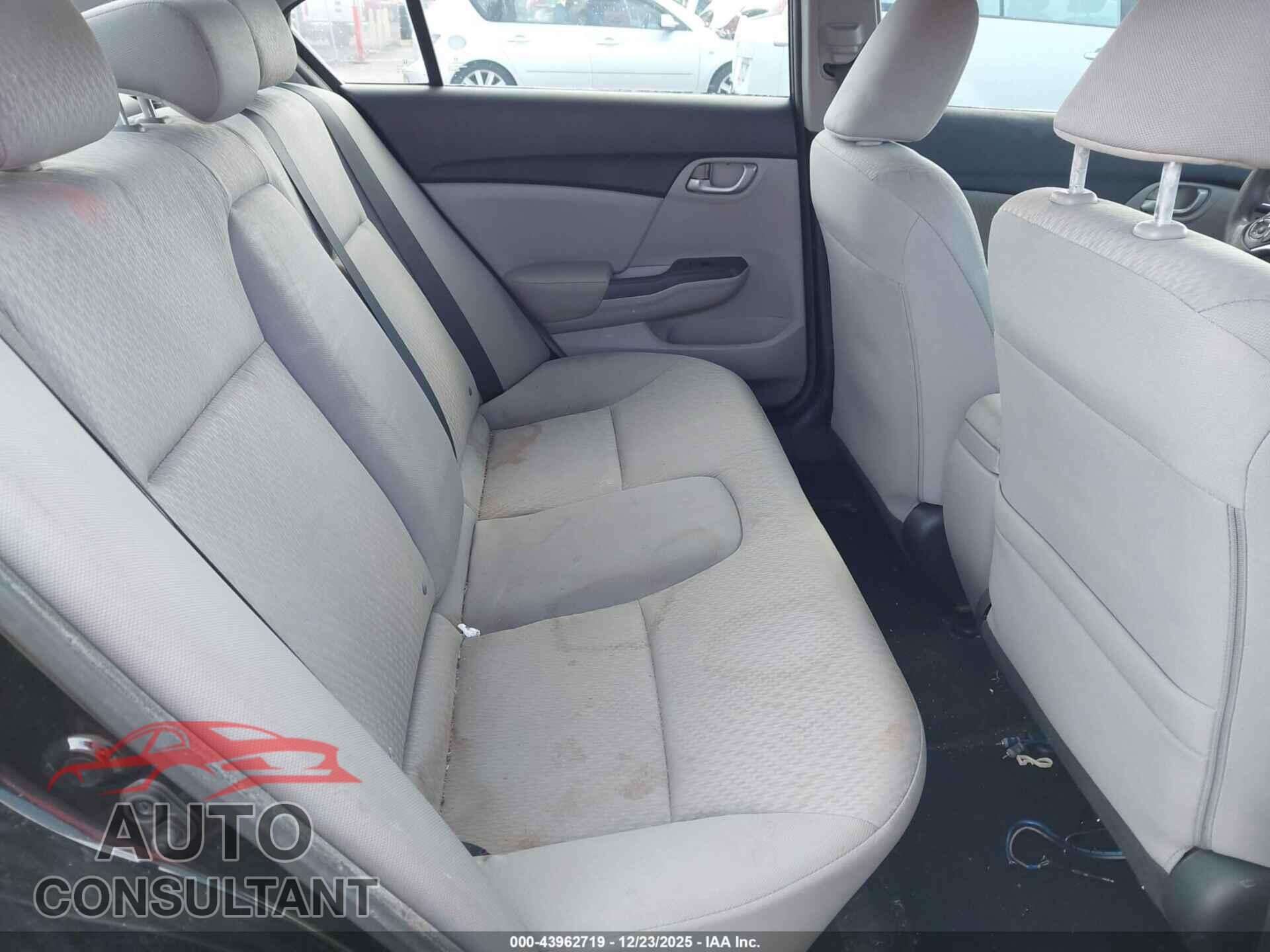 HONDA CIVIC 2014 - 2HGFB2F52EH525939