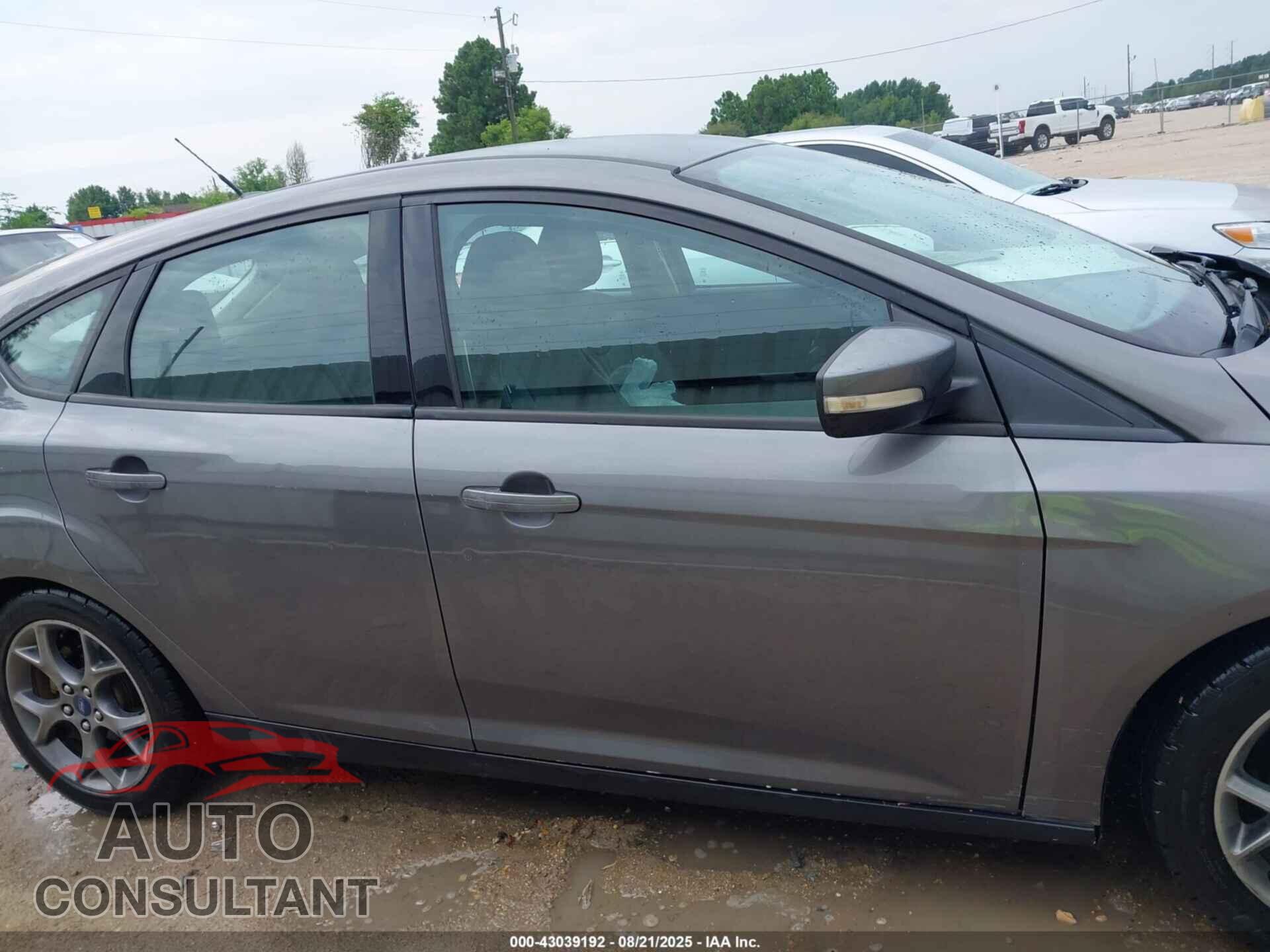 FORD FOCUS 2014 - 1FADP3K22EL270467