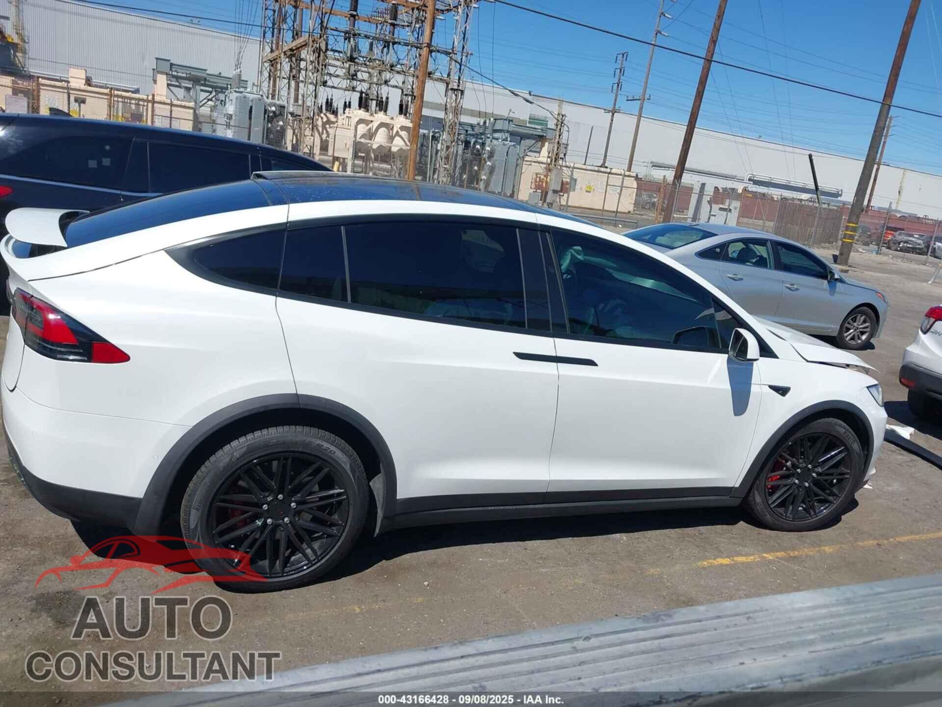 TESLA MODEL X 2019 - 5YJXCBE47KF180420