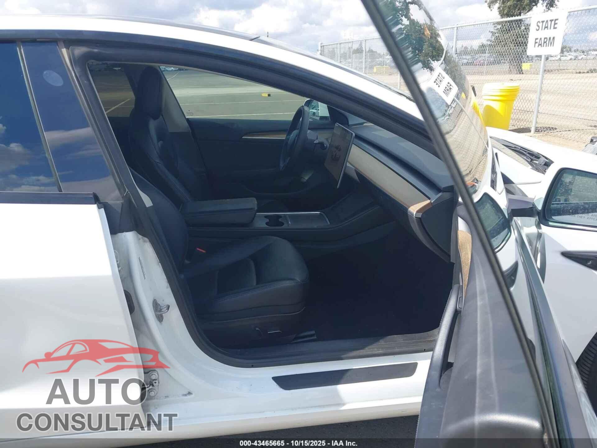 TESLA MODEL 3 2022 - 5YJ3E1EA4NF185216