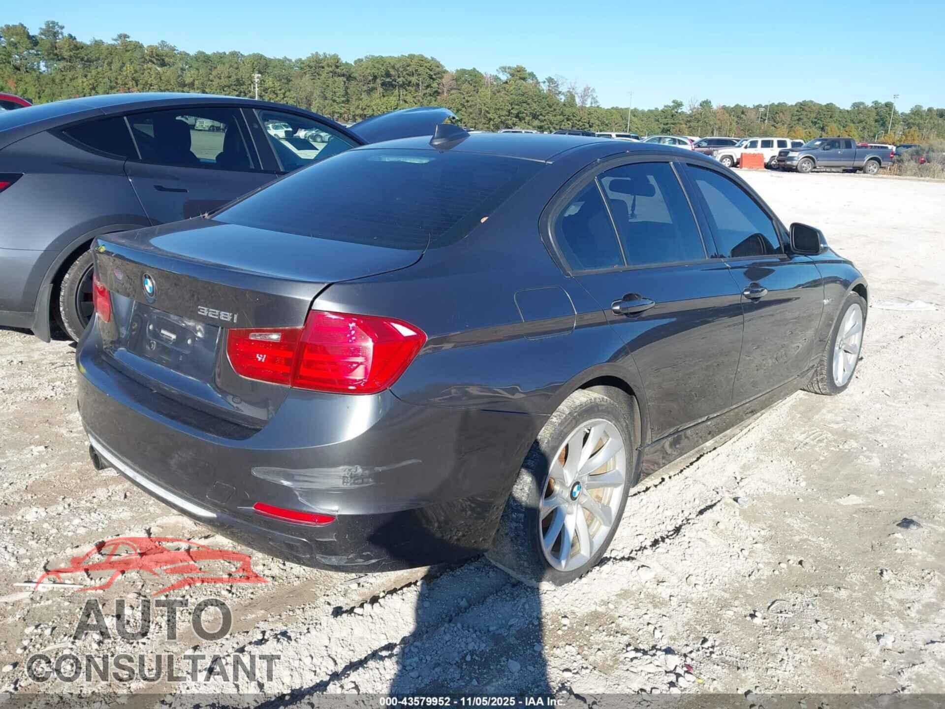 BMW 328I 2012 - WBA3A5G5XCNP15946