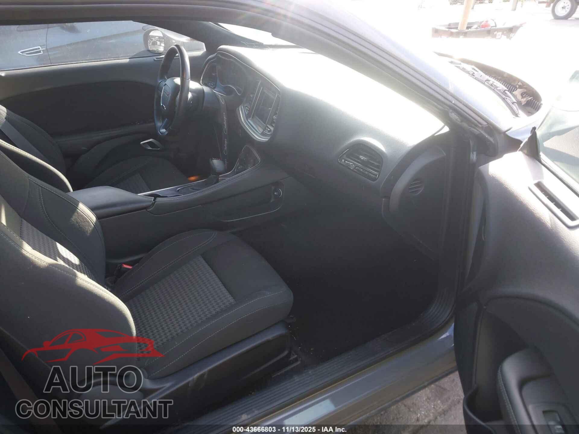 DODGE CHALLENGER 2018 - 2C3CDZAGXJH111299