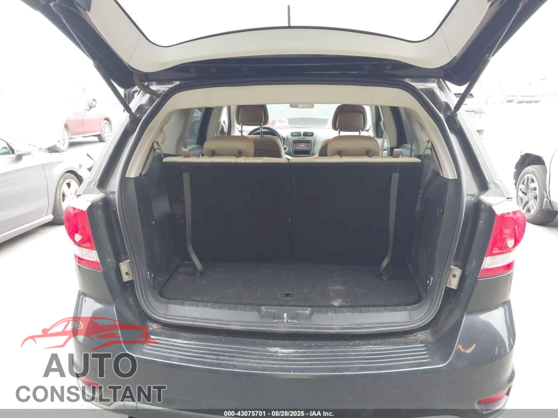 DODGE JOURNEY 2015 - 3C4PDCBG2FT669090