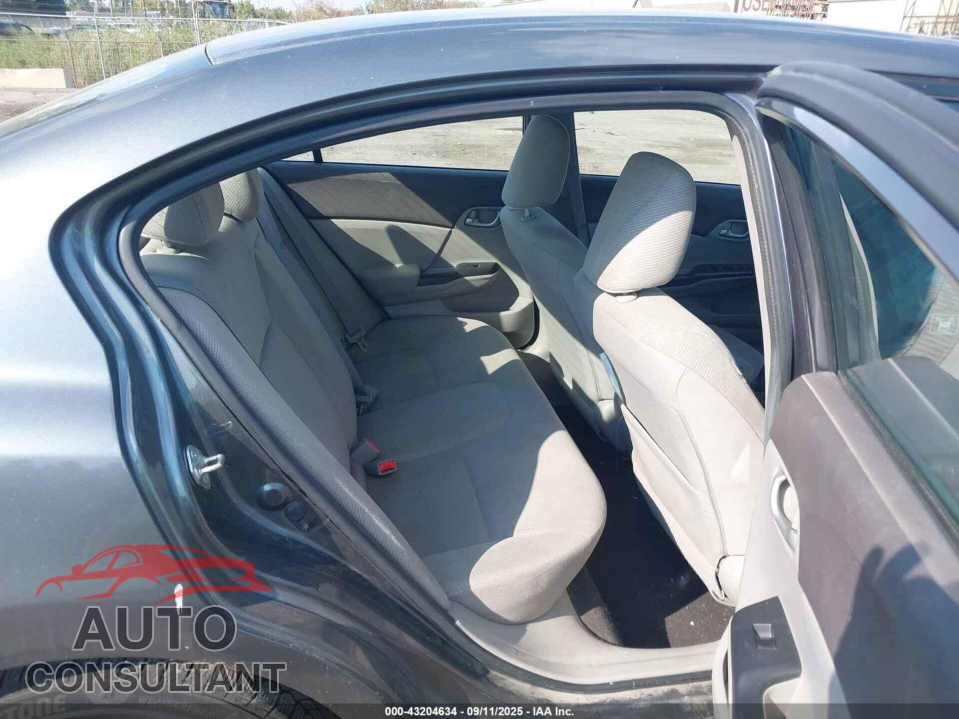 HONDA CIVIC 2012 - 19XFB2F50CE097733