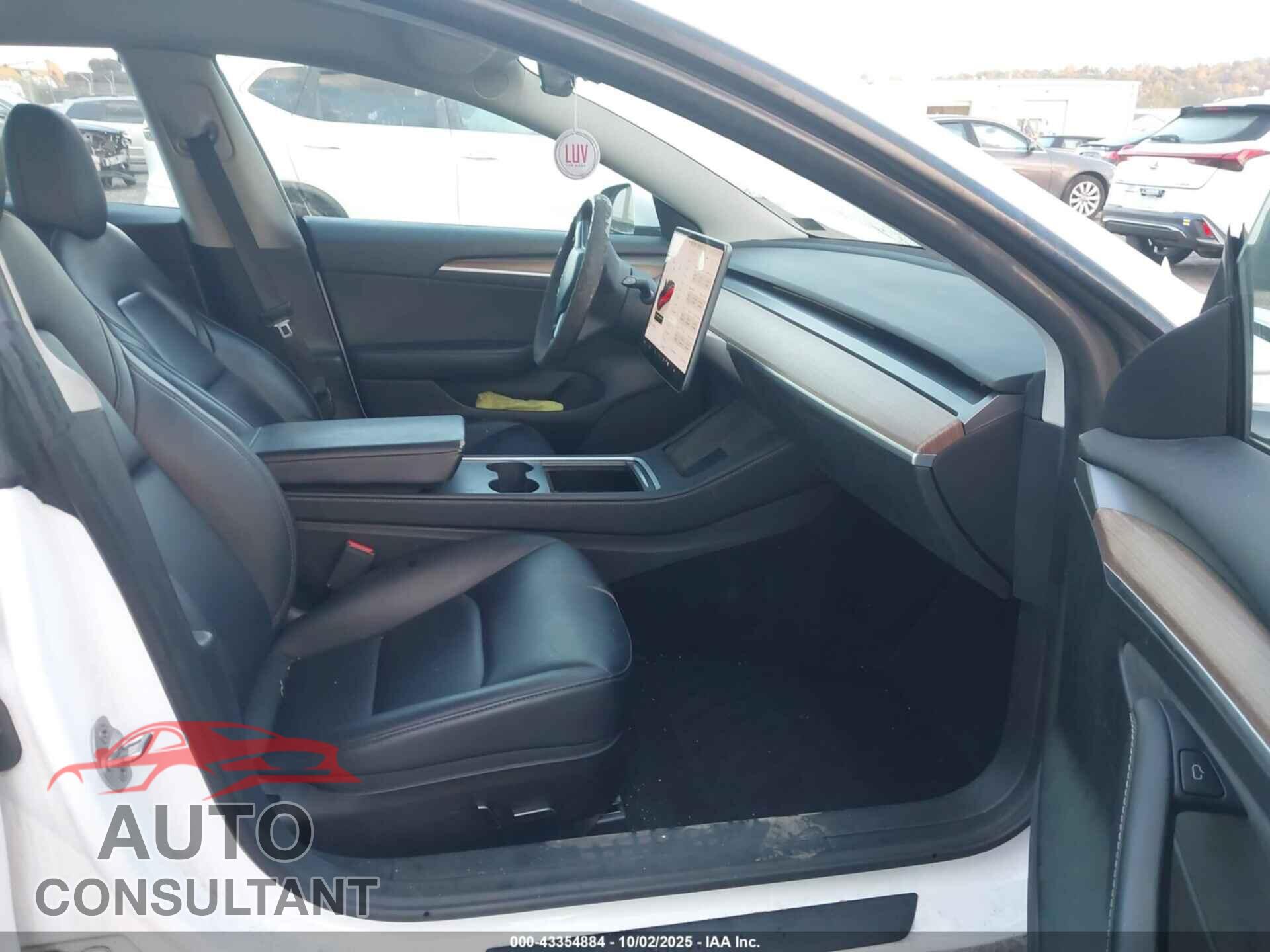TESLA MODEL 3 2023 - 5YJ3E1EA3PF411202