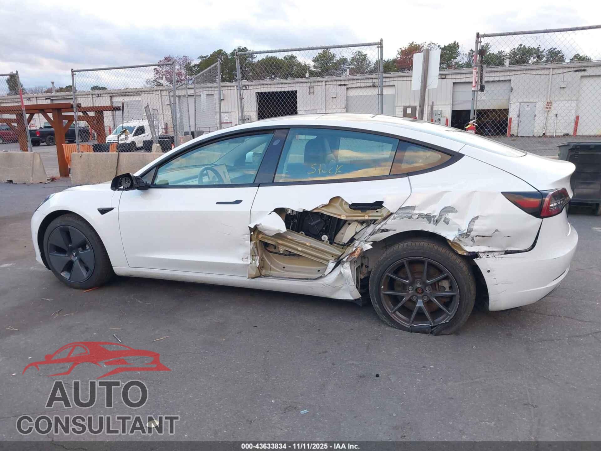 TESLA MODEL 3 2021 - 5YJ3E1EAXMF991592