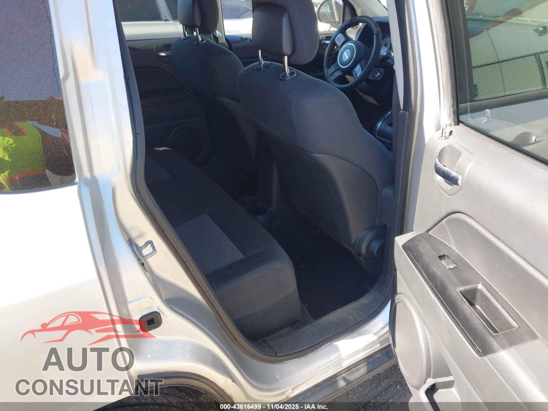 JEEP COMPASS 2011 - 1J4NT1FB2BD235730