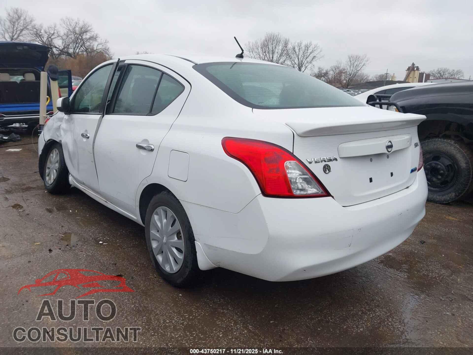 NISSAN VERSA 2012 - 3N1CN7AP1CL858218