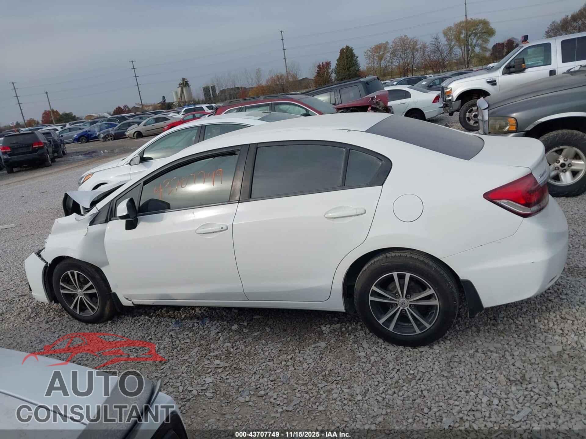 HONDA CIVIC 2013 - 2HGFB2F50DH564043