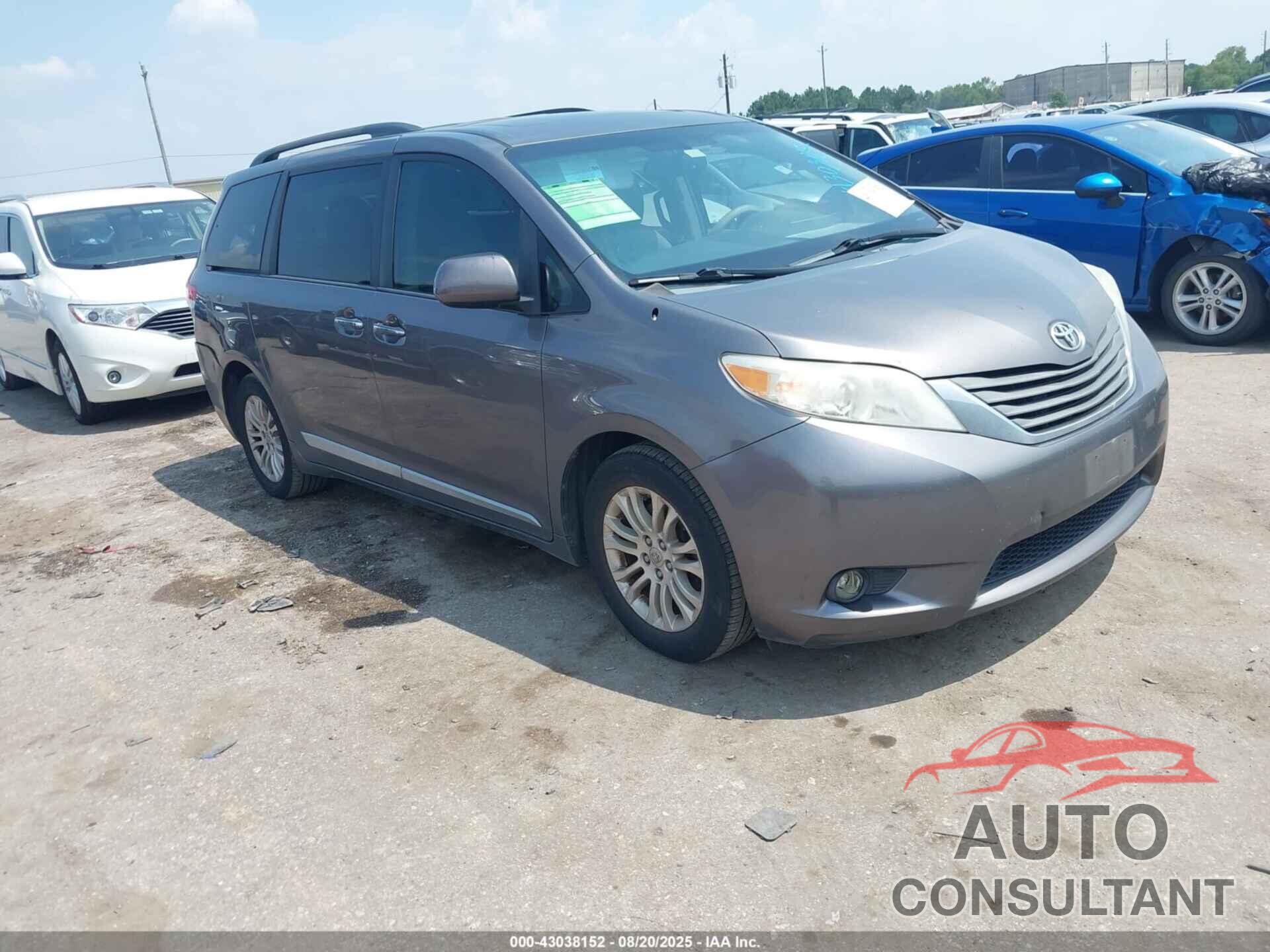 TOYOTA SIENNA 2014 - 5TDYK3DC8ES468713