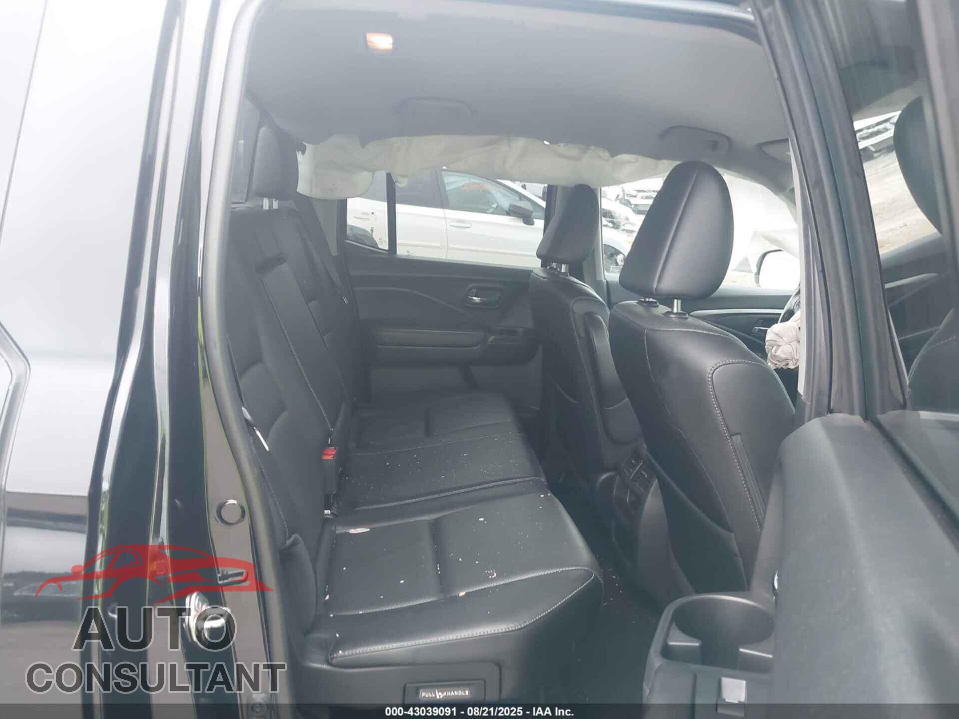 HONDA RIDGELINE 2017 - 5FPYK3F66HB031851