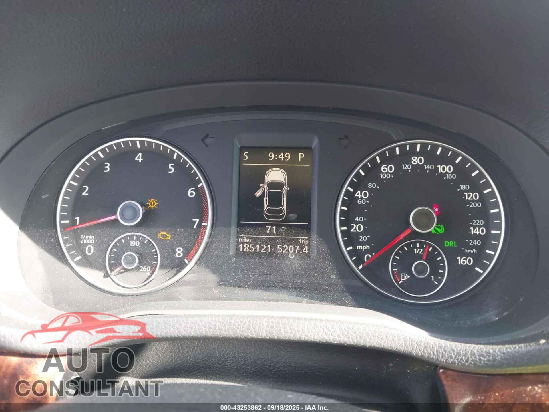 VOLKSWAGEN PASSAT 2012 - 1VWCH7A33CC108152
