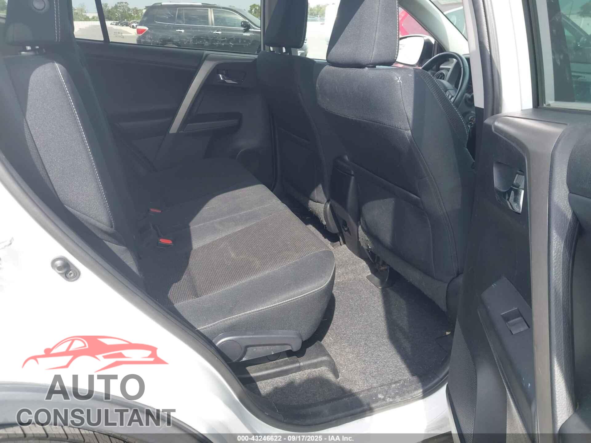 TOYOTA RAV4 2017 - 2T3RFREV8HW549533