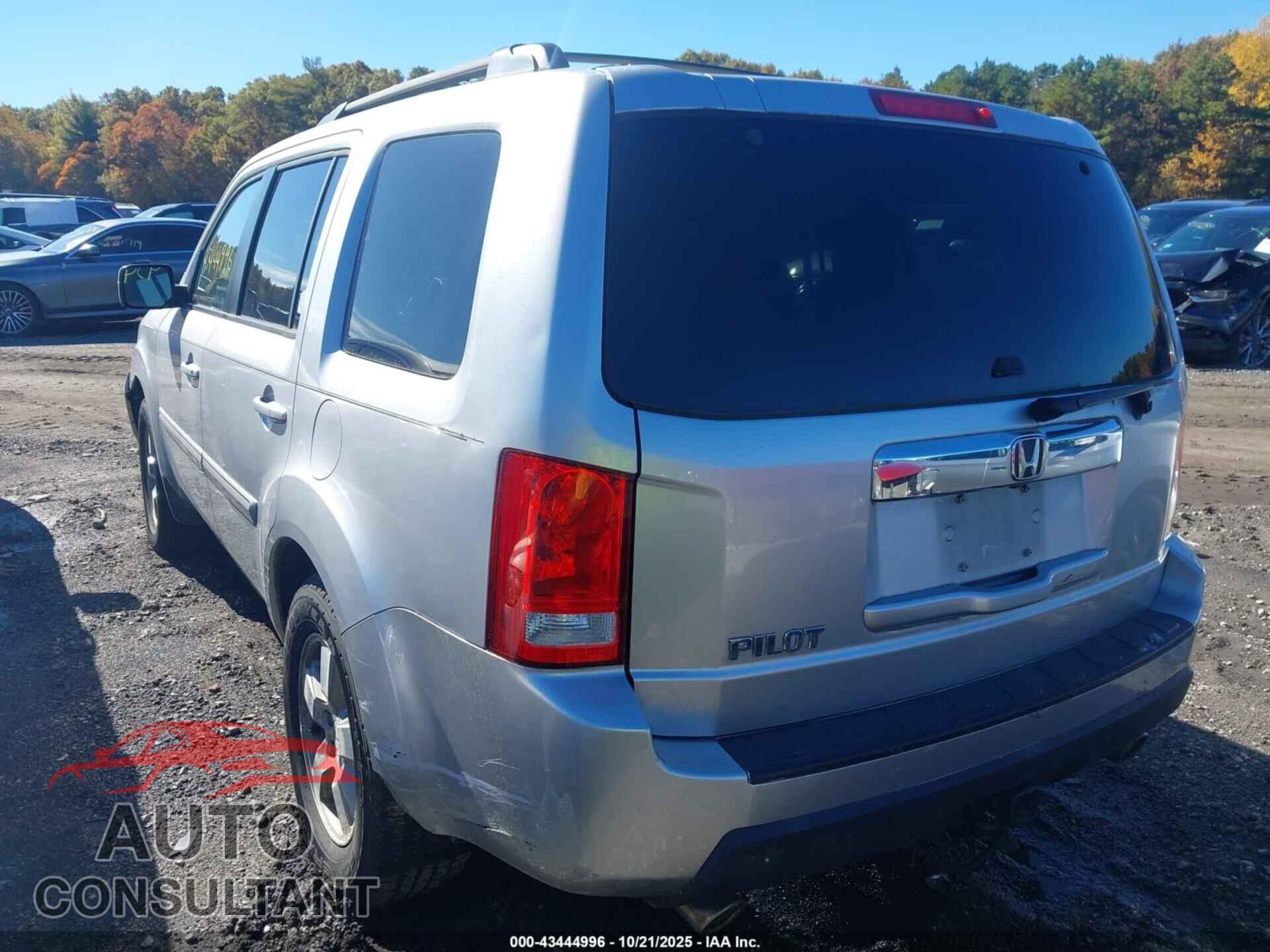 HONDA PILOT 2011 - 5FNYF3H59BB013997